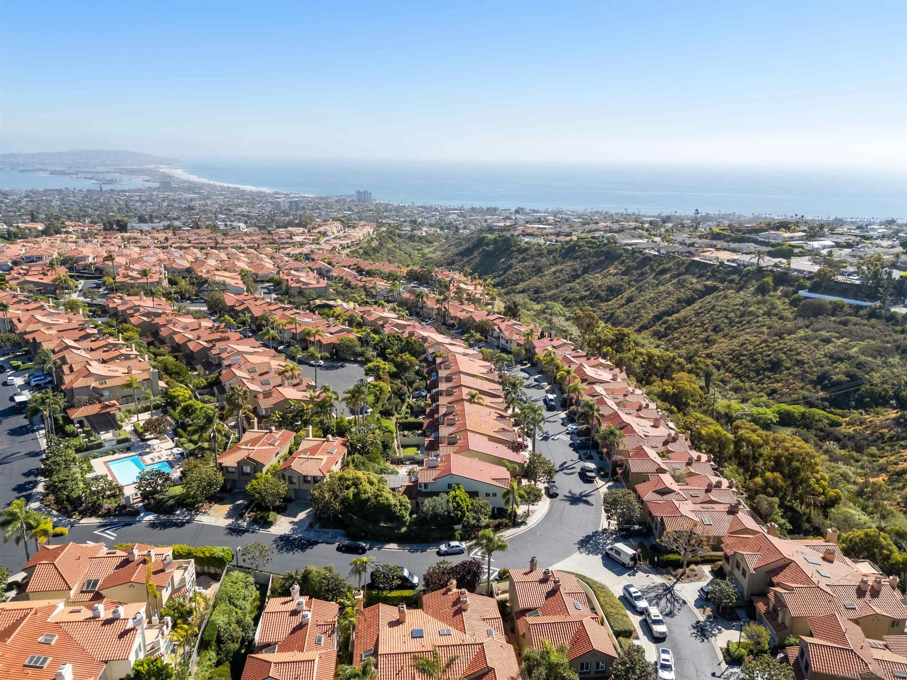 https://cdn.realtyfeed.com/cdn/127/260008600/9976da50dda6807f17b4d2c40ee0e67b.webp