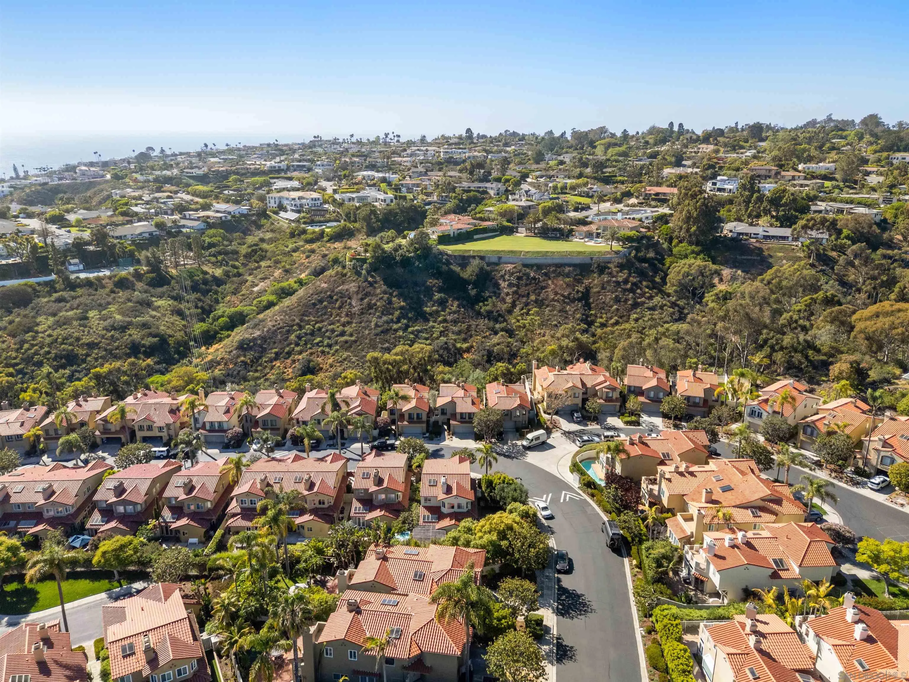https://cdn.realtyfeed.com/cdn/127/260008600/a55a3581664f53b538b392d1cbc56e11.webp
