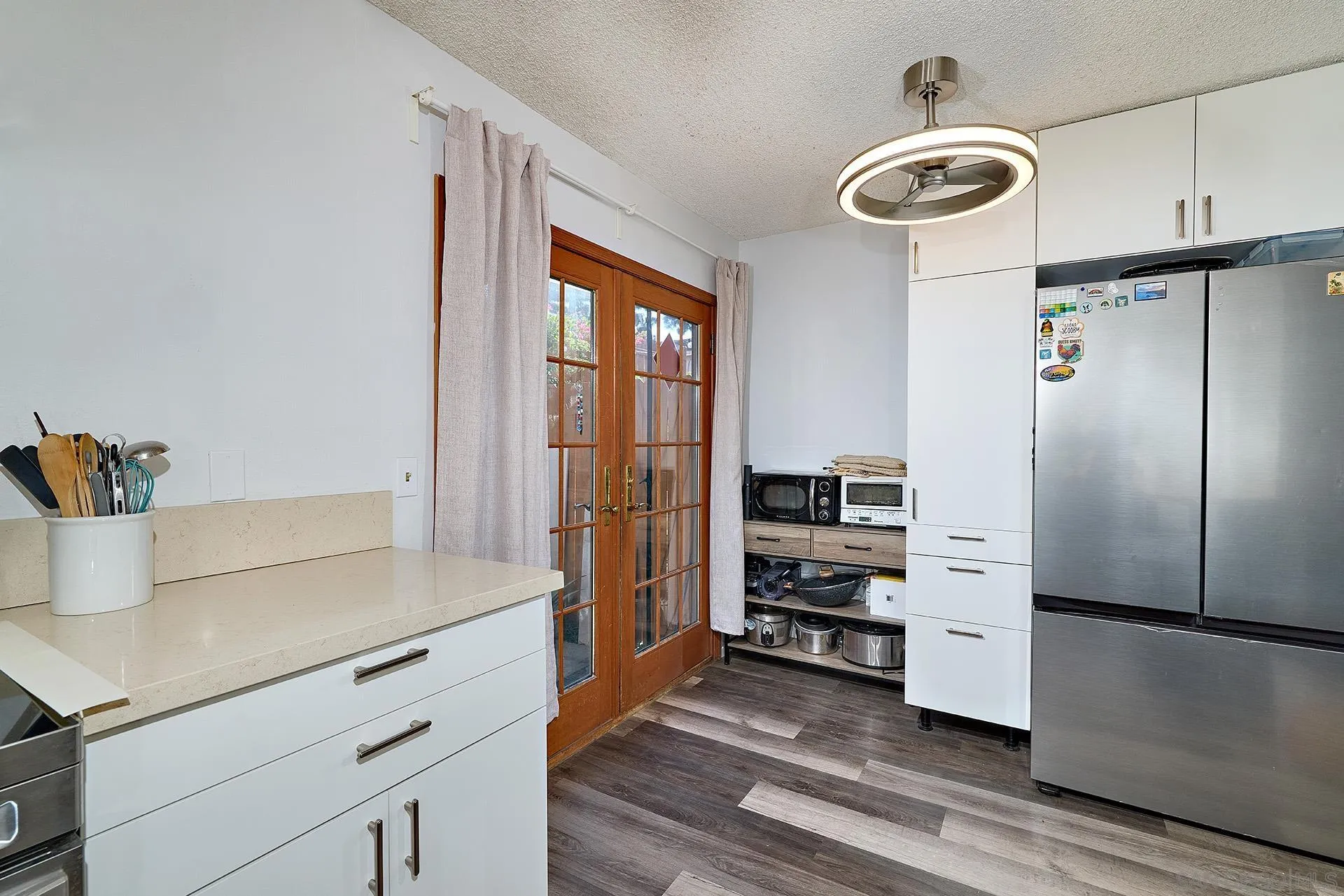 Photo #5: 260008605 Listing: Photo #5