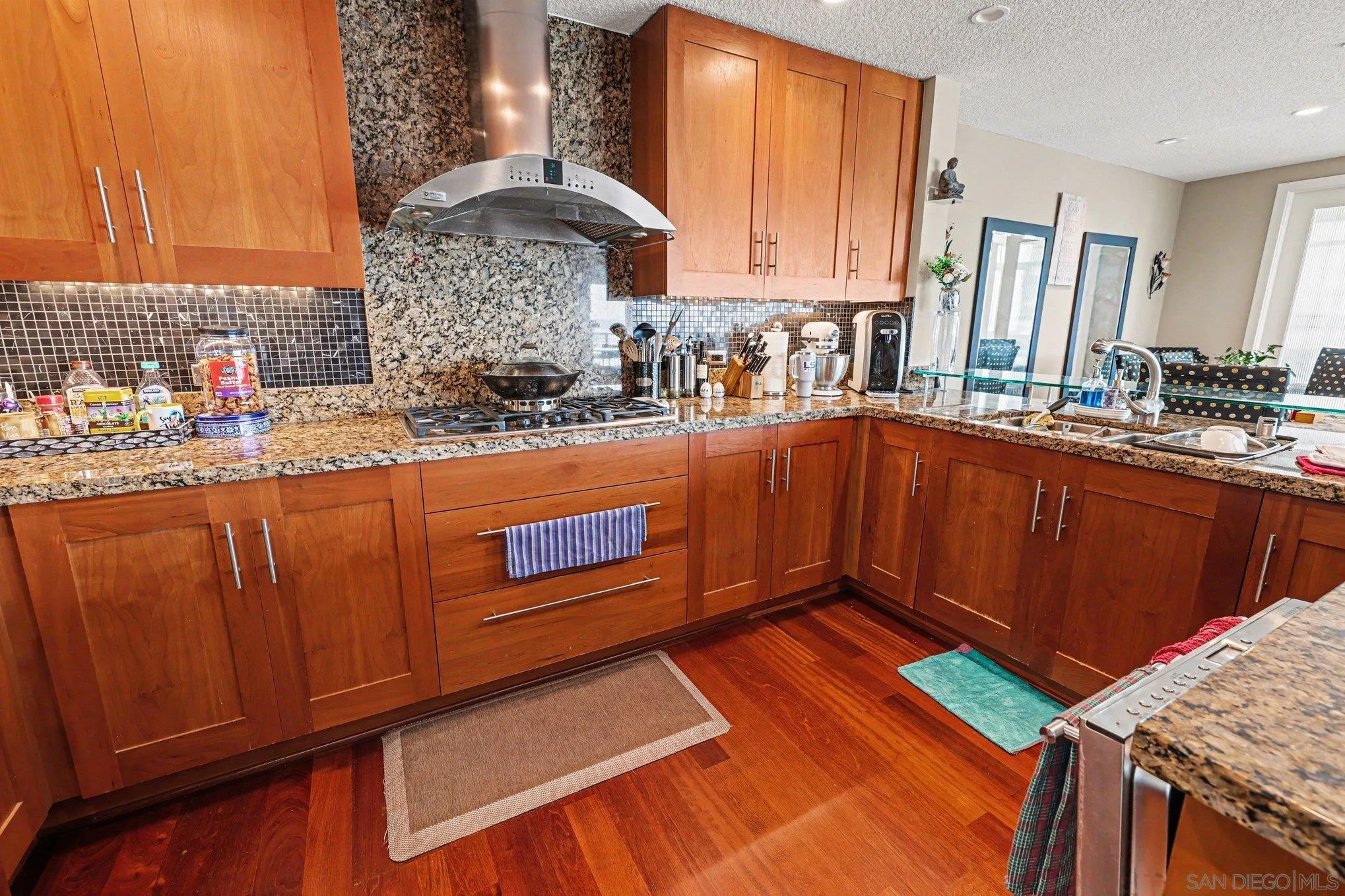 Photo #14: 260008606 Listing: Photo #14