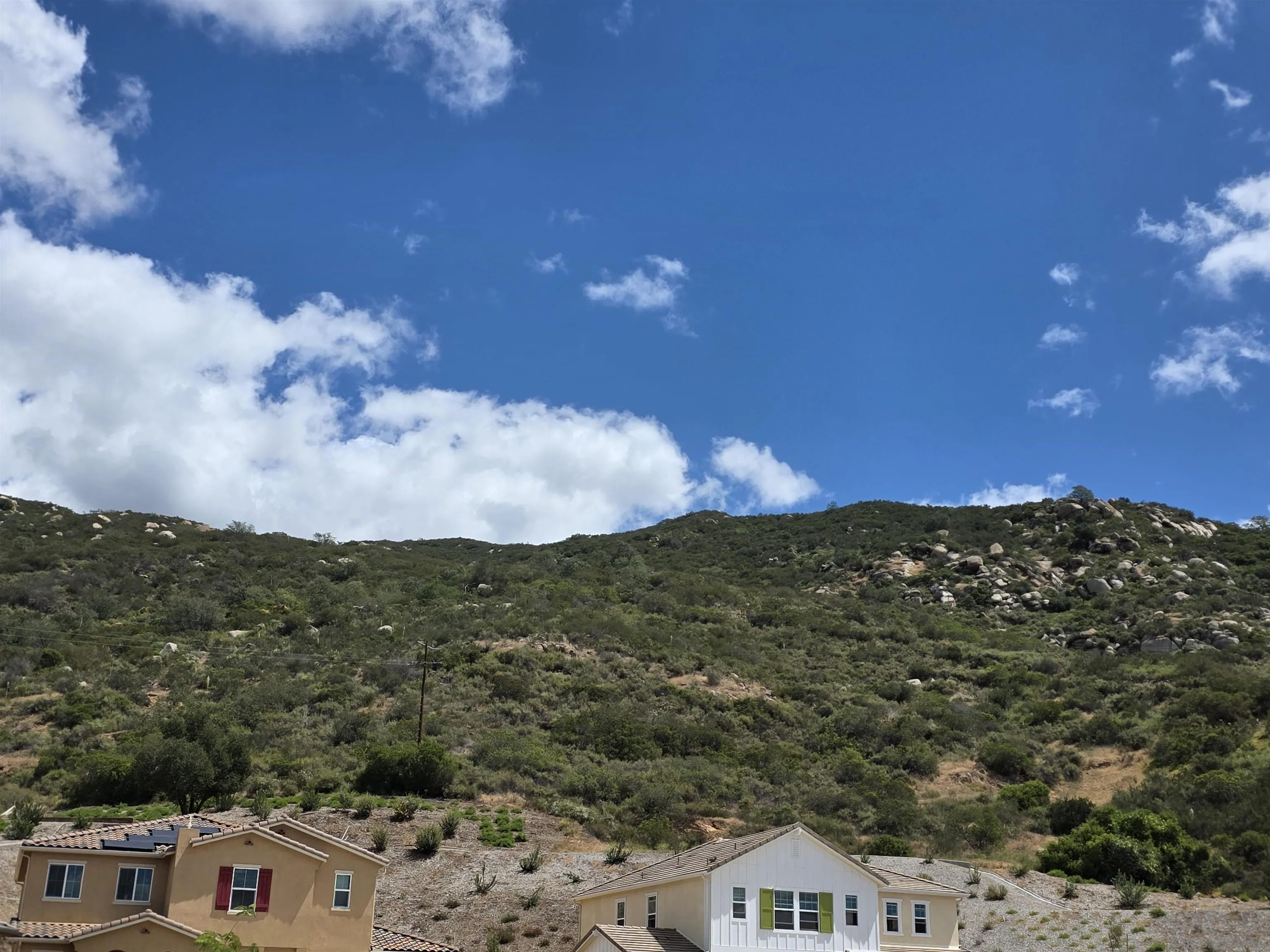 https://cdn.realtyfeed.com/cdn/127/260008609/32129a113313eebb000f01ba514d7678.webp
