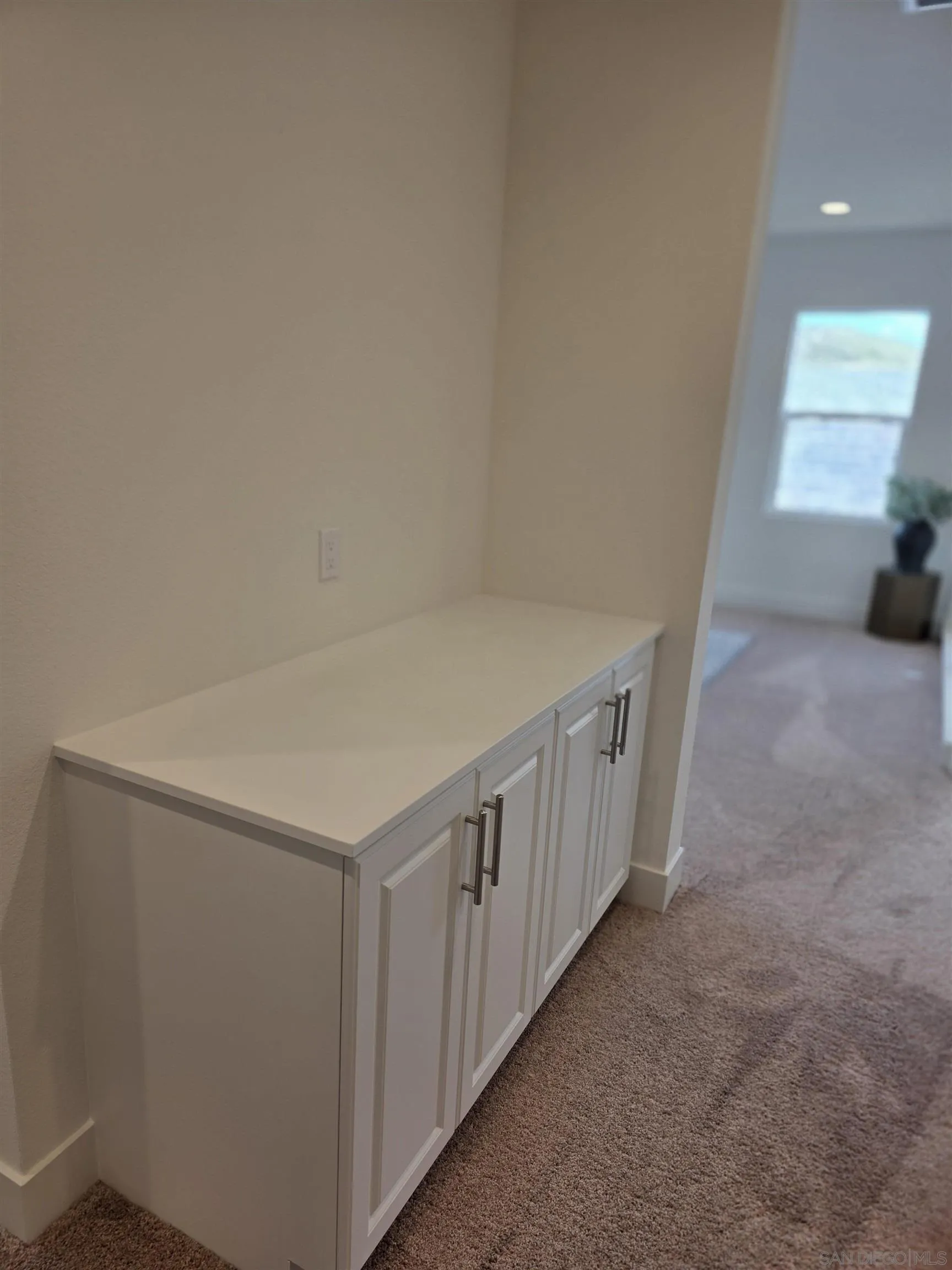 https://cdn.realtyfeed.com/cdn/127/260008609/3ca08479b8590a5c92a0f55c3d45a7a3.webp