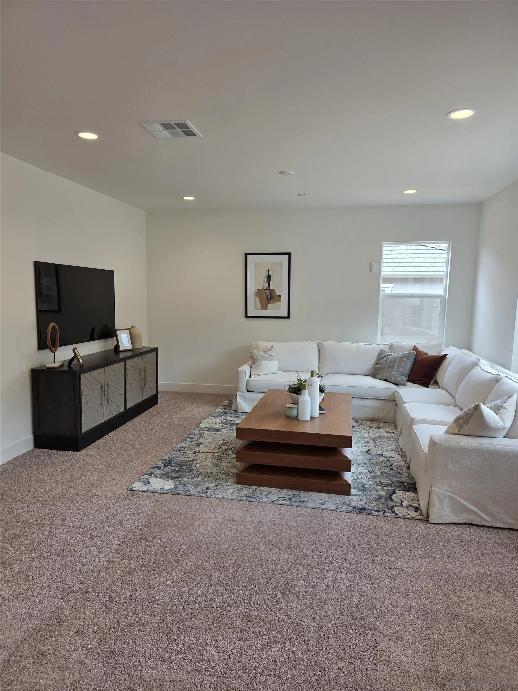 https://cdn.realtyfeed.com/cdn/127/260008609/5d3bdcea7289b898777acfa33ce626bd.webp