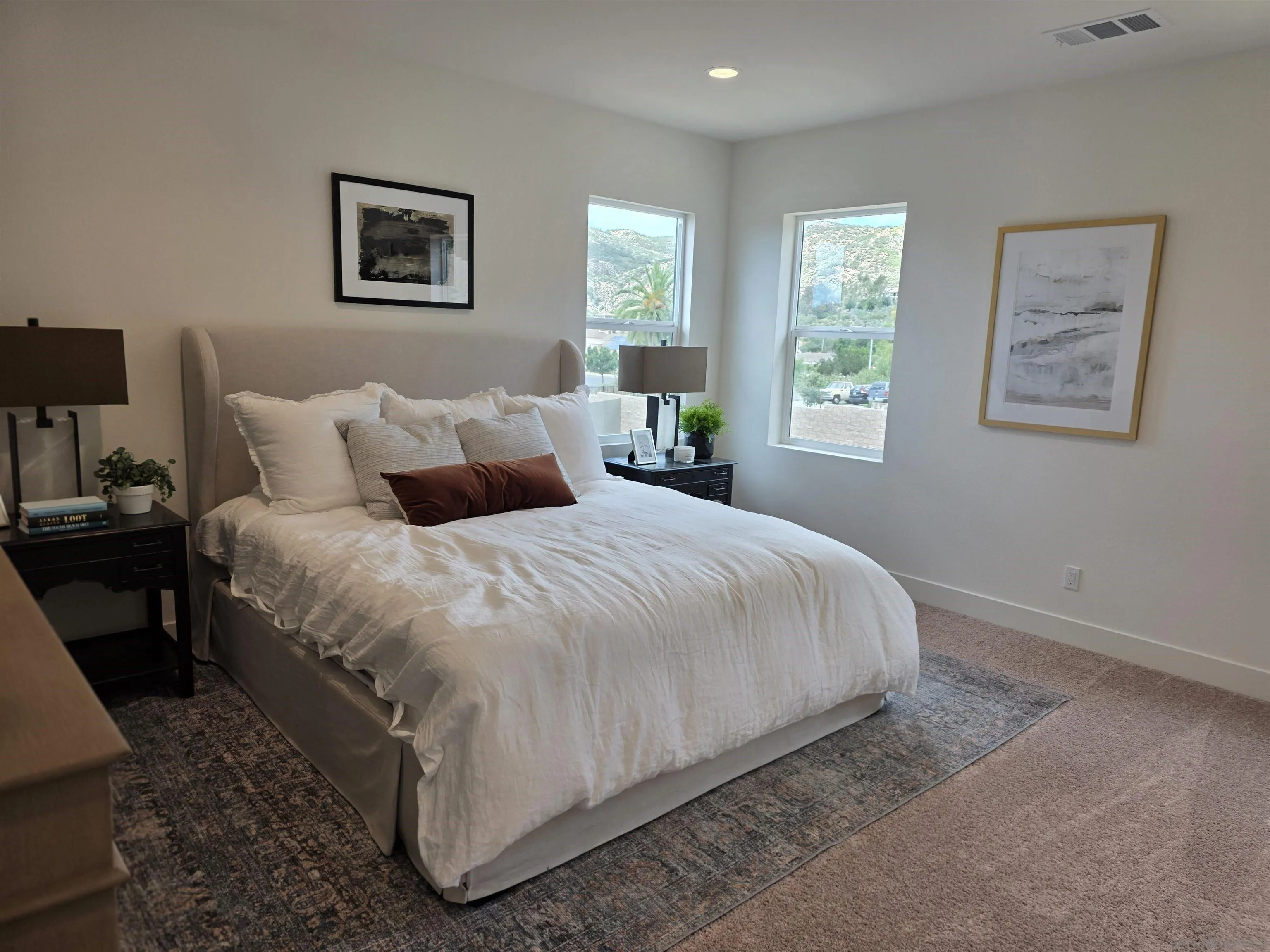 https://cdn.realtyfeed.com/cdn/127/260008609/5f19481ebfab265c4b81e6a44353a04c.webp