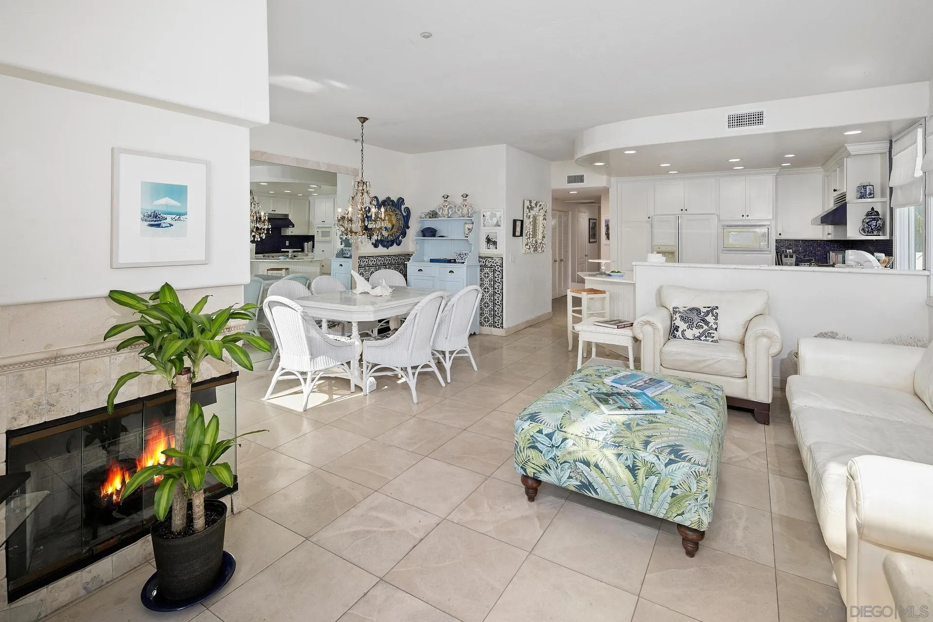 Photo #7: 260008610 Listing: Photo #7