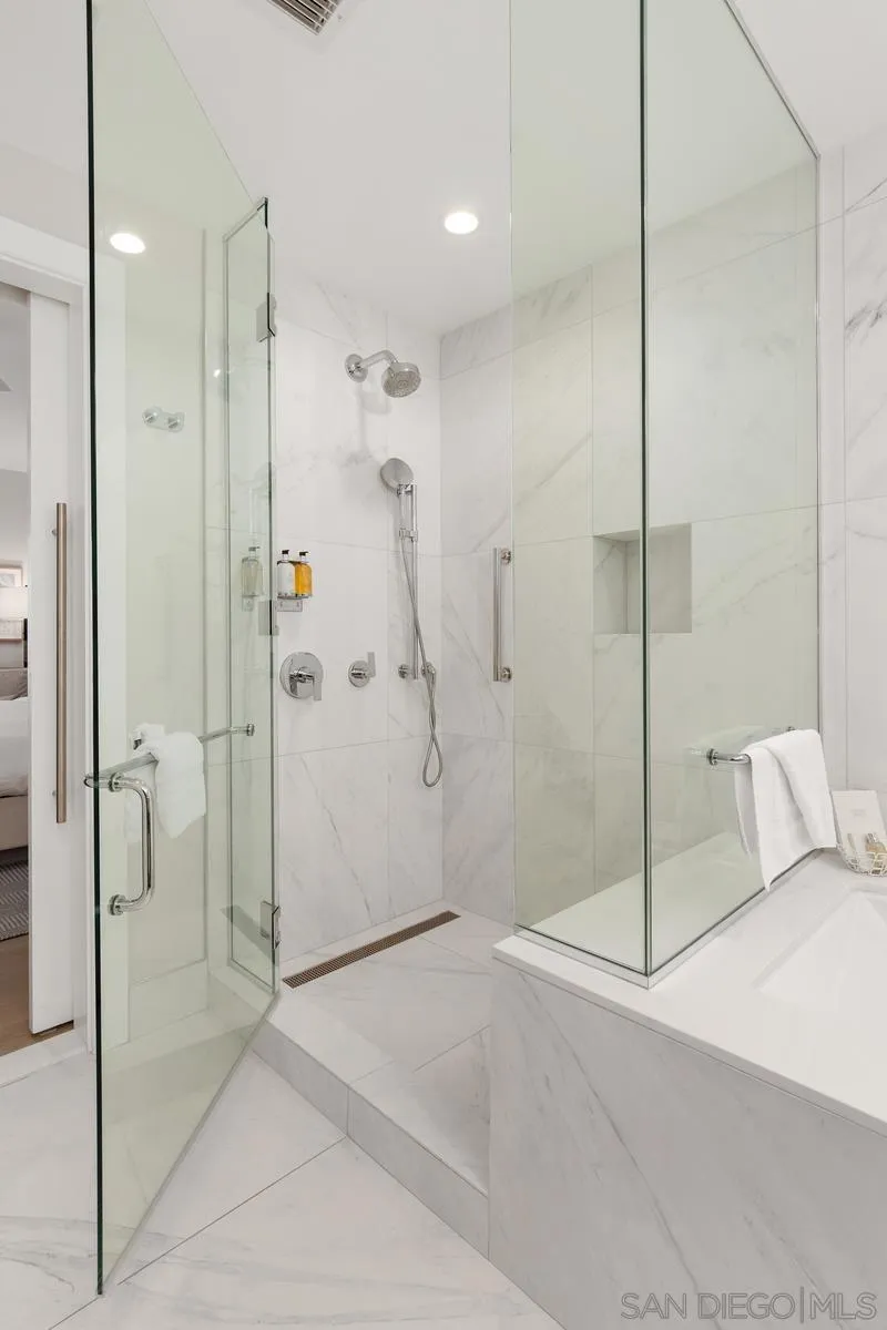 Photo #19: 260008611 Listing: Photo #19