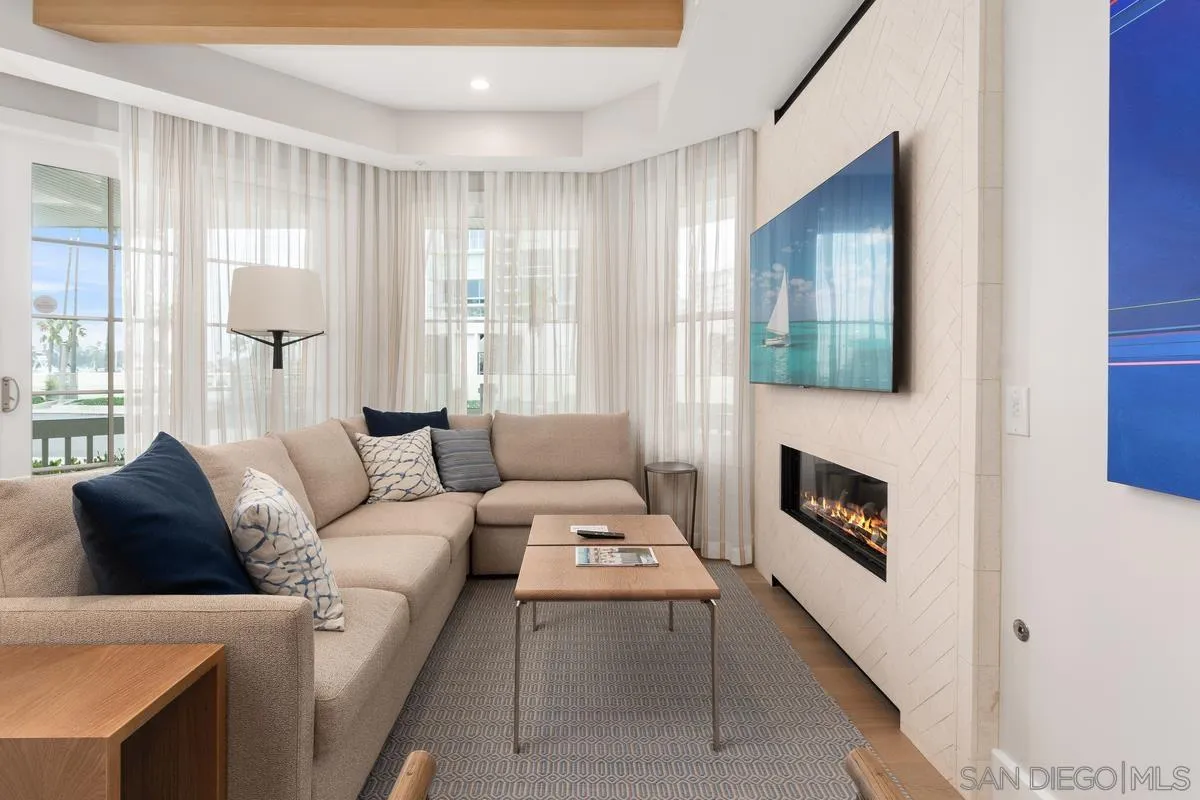 Photo #6: 260008611 Listing: Photo #6