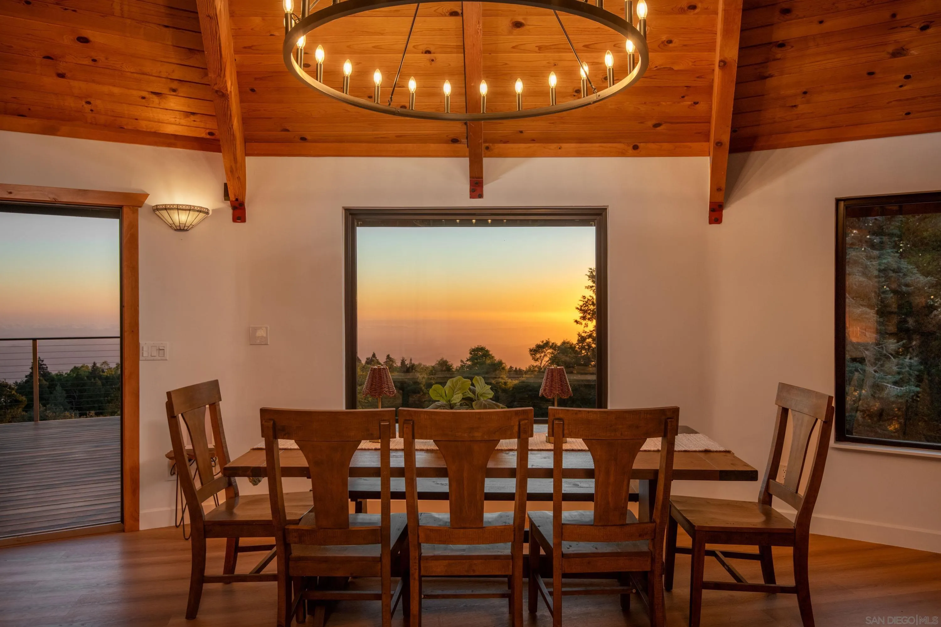 https://cdn.realtyfeed.com/cdn/127/260008626/07abf2cec02f6d5110496b4bfda06684.webp