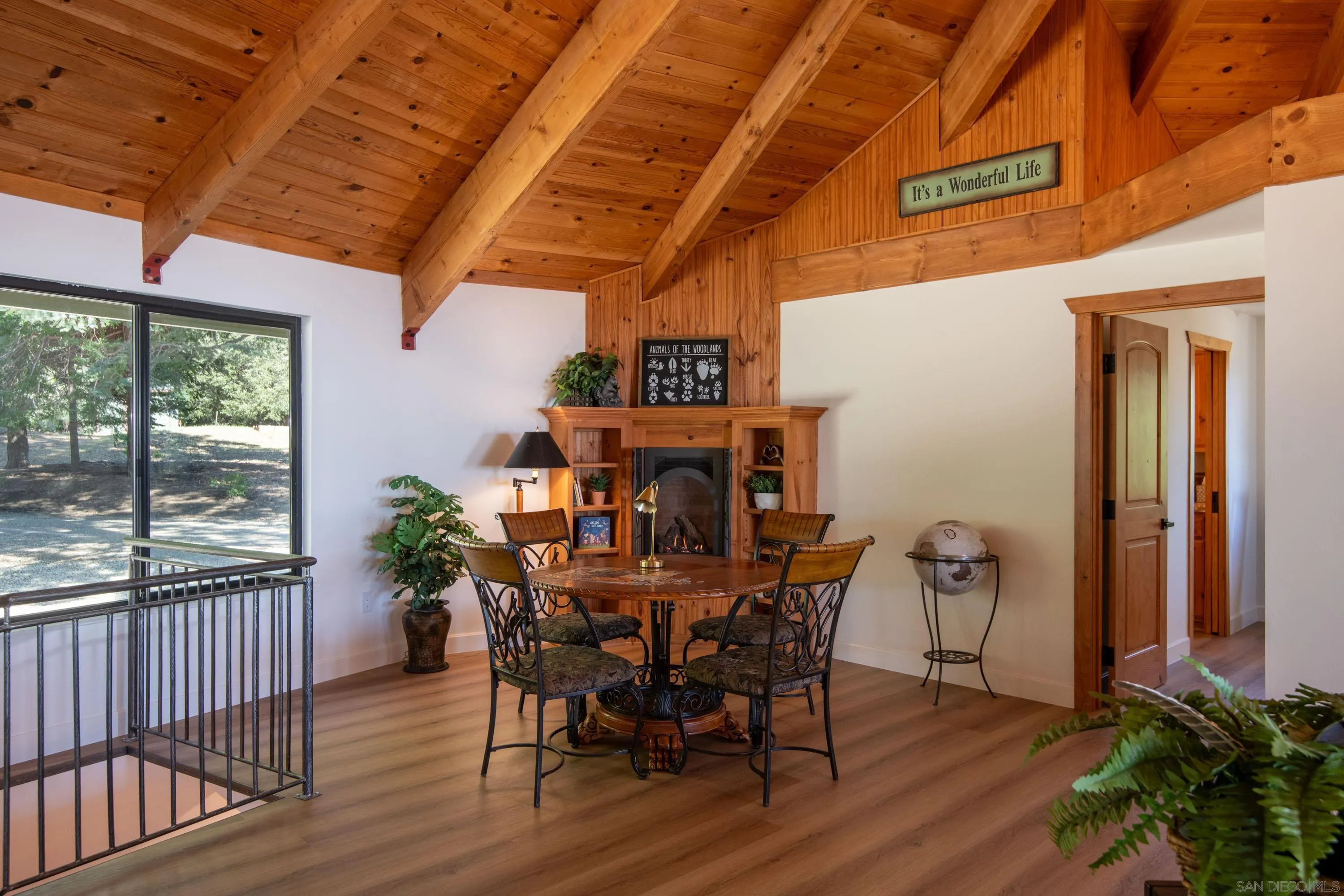 https://cdn.realtyfeed.com/cdn/127/260008626/51c15ca9dab47db5819bb85501a173d9.webp