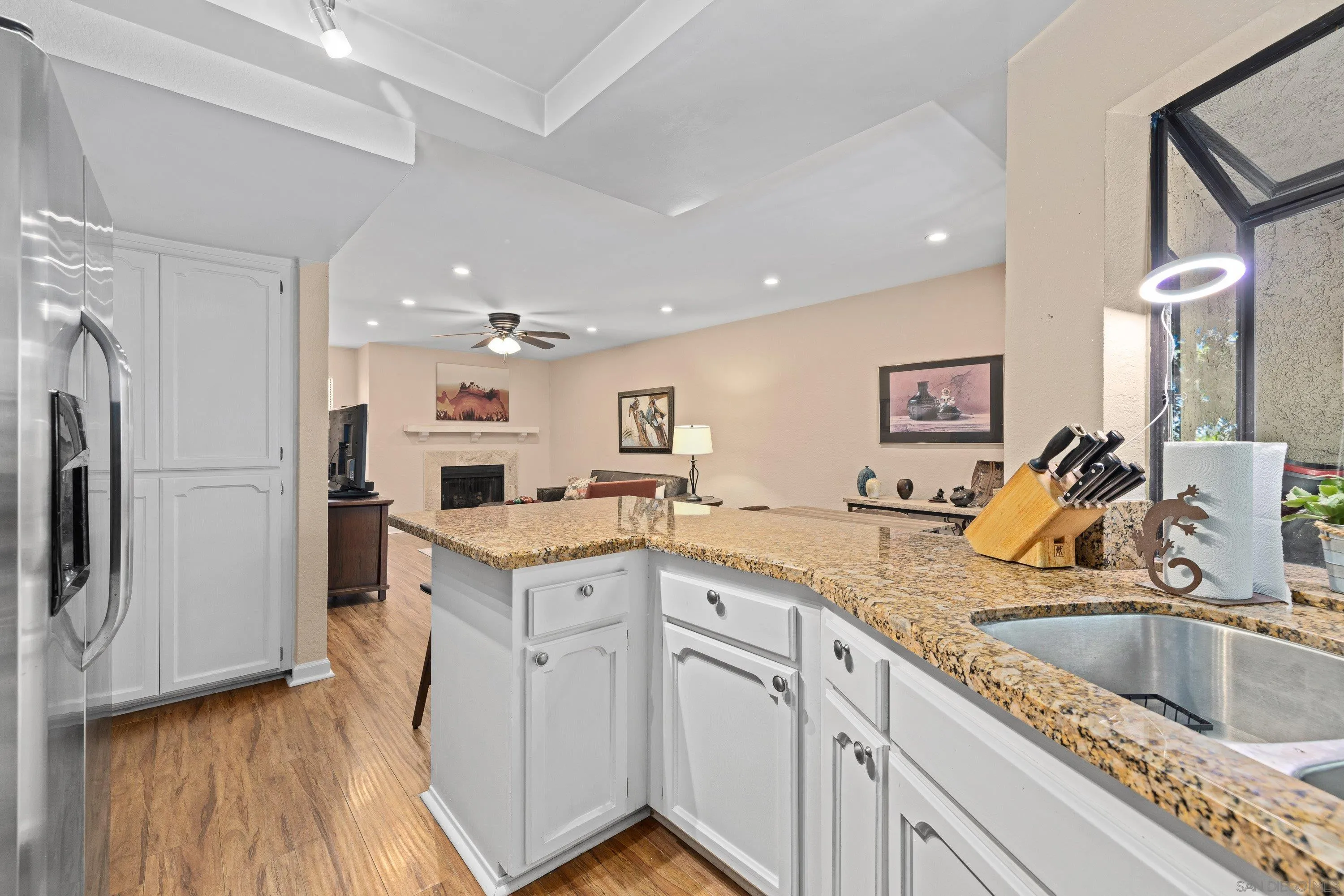 Photo #9: 260008637 Listing: Photo #9