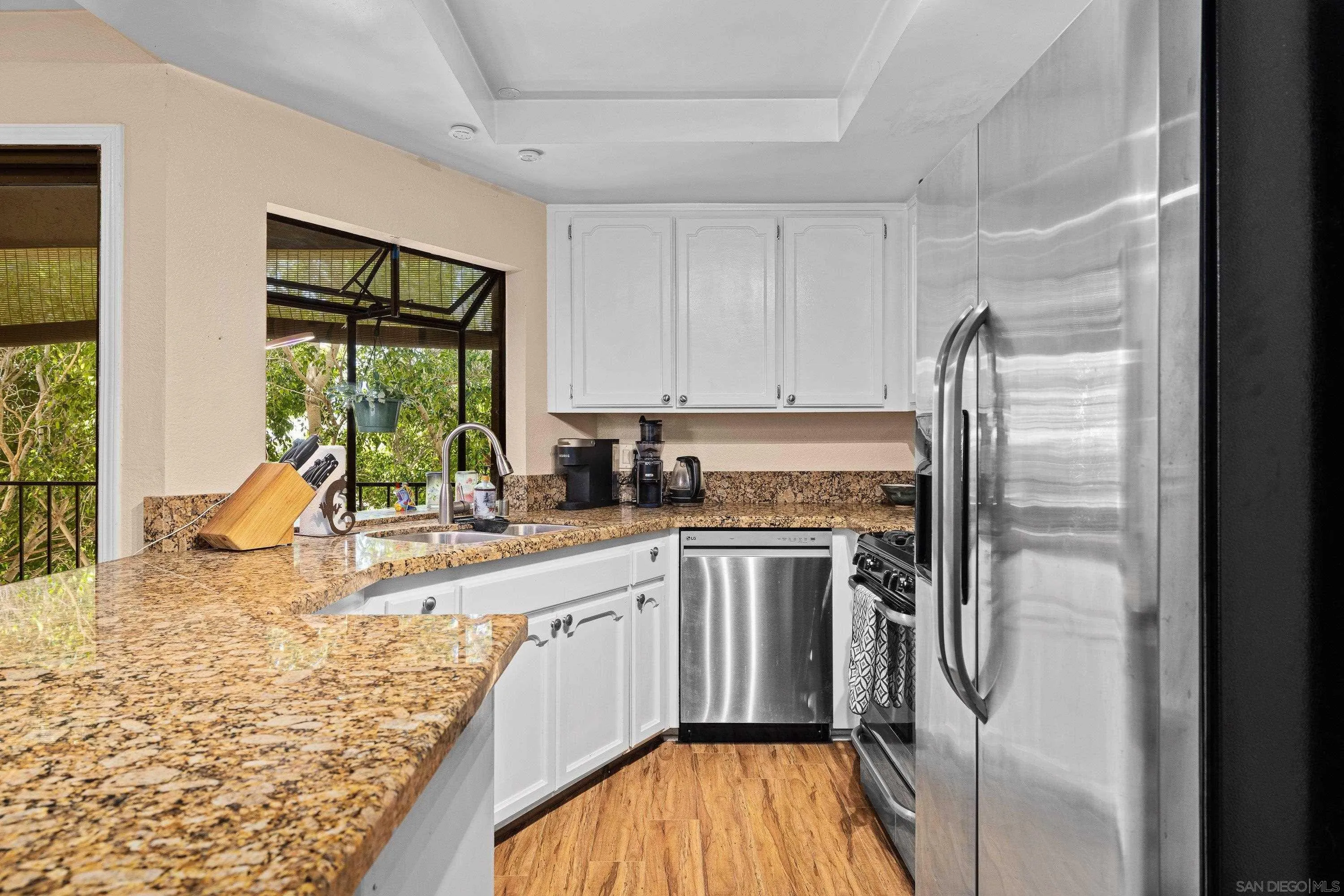 Photo #12: 260008637 Listing: Photo #12