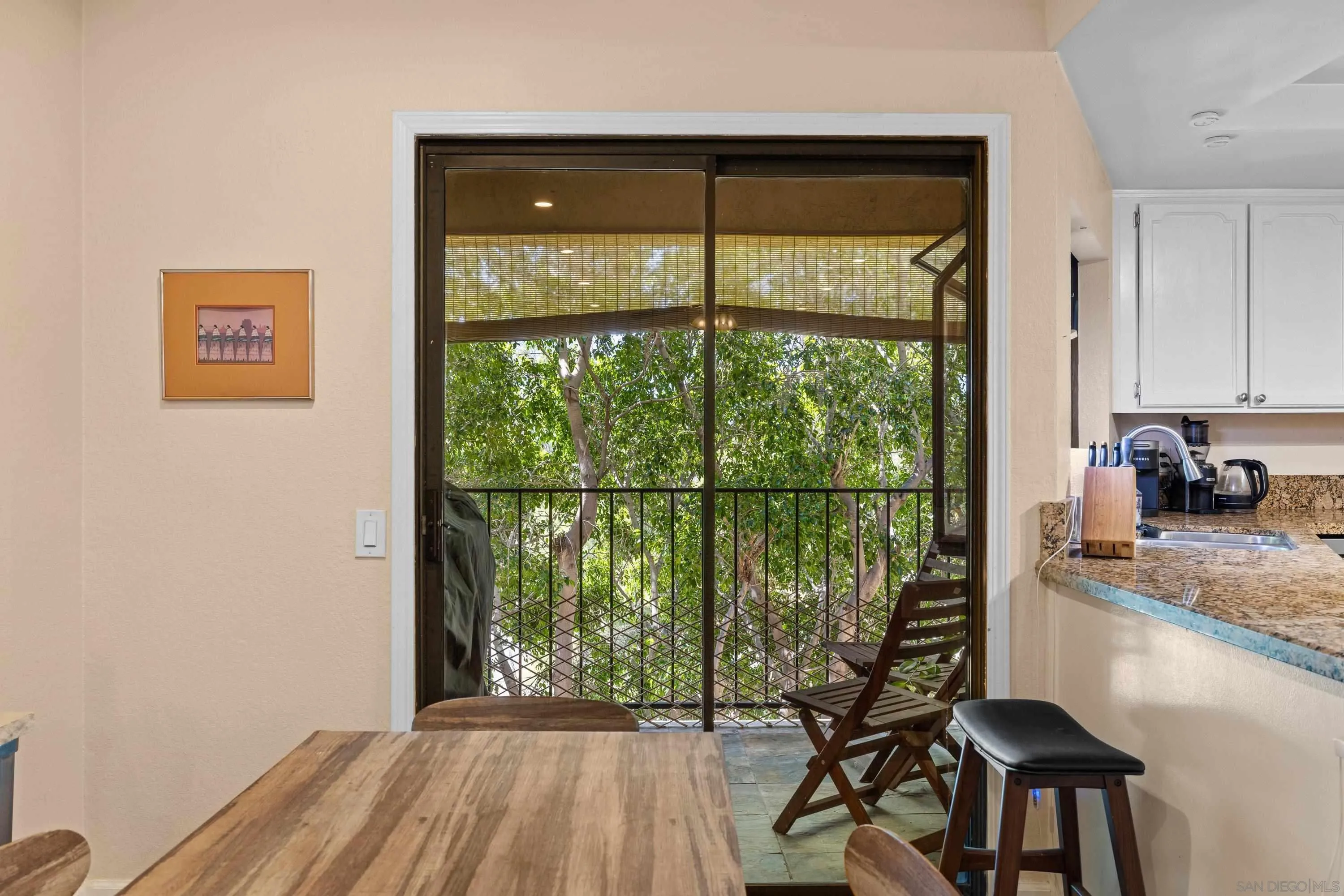 Photo #7: 260008637 Listing: Photo #7