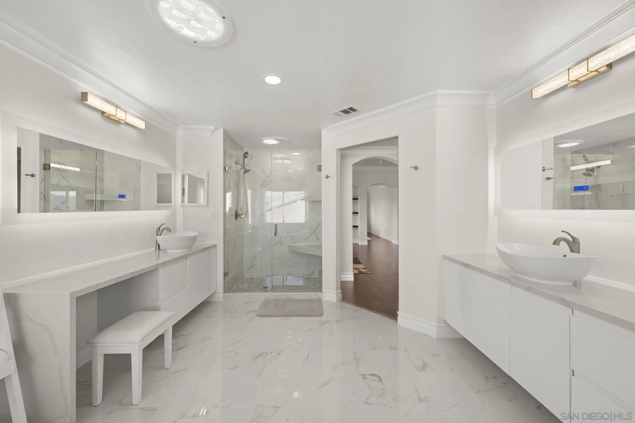 https://cdn.realtyfeed.com/cdn/127/260008652/3451a1190a36ae471a6aa4138ffe8032.webp