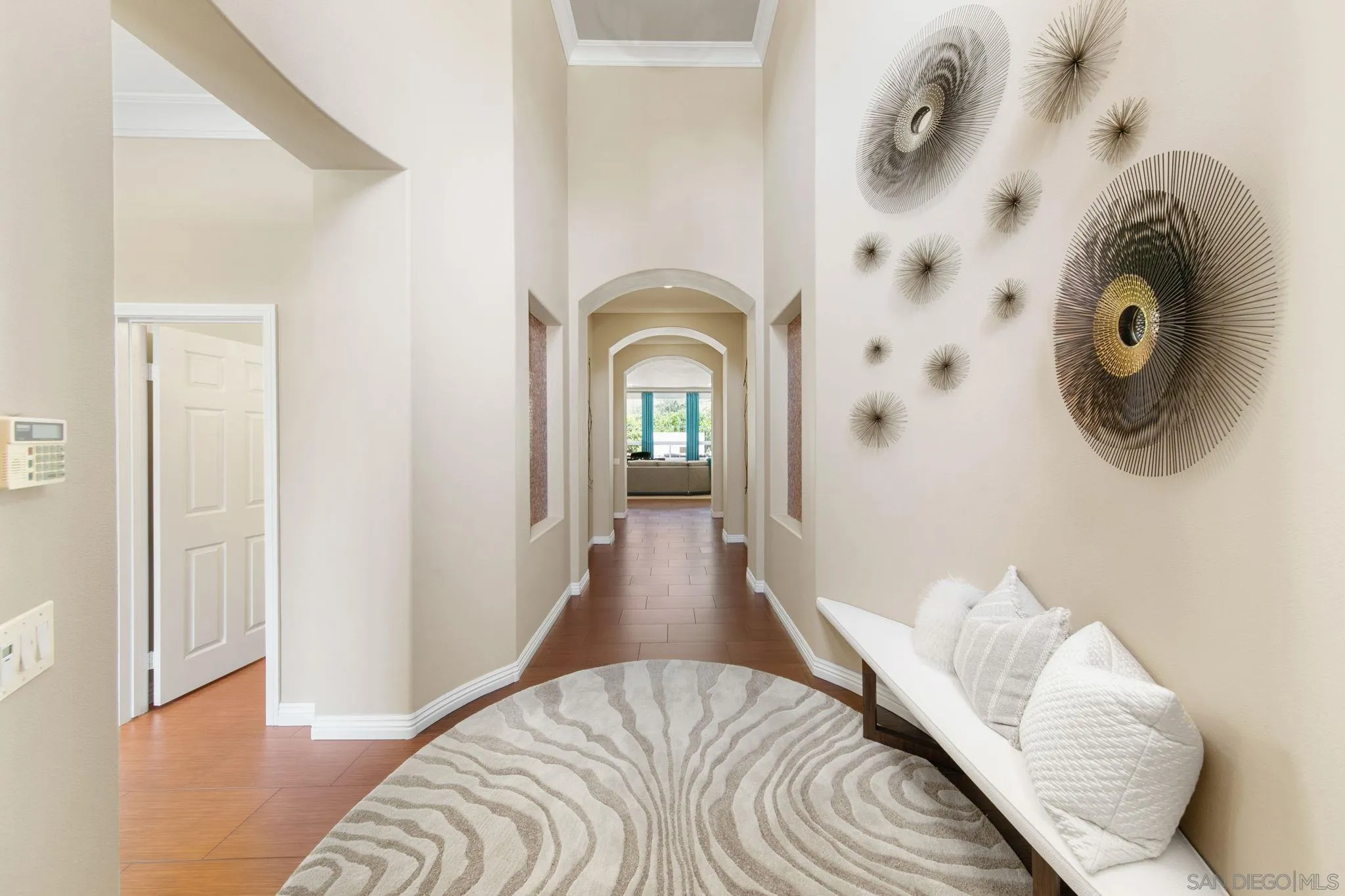 https://cdn.realtyfeed.com/cdn/127/260008653/25151669ede6456736357d1276b31f1e.webp