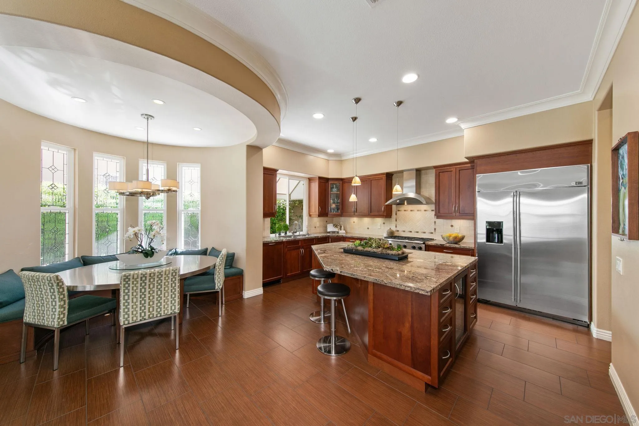 https://cdn.realtyfeed.com/cdn/127/260008653/8e8a2284e672f57cdd14c90c37106c06.webp