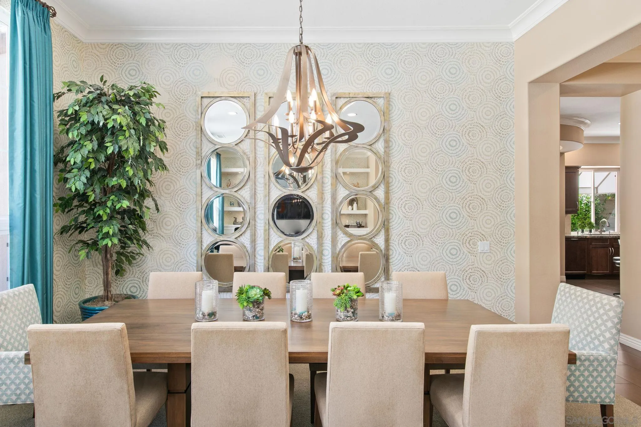 https://cdn.realtyfeed.com/cdn/127/260008653/a92b42bd94bb75c58163c44d90c7c881.webp