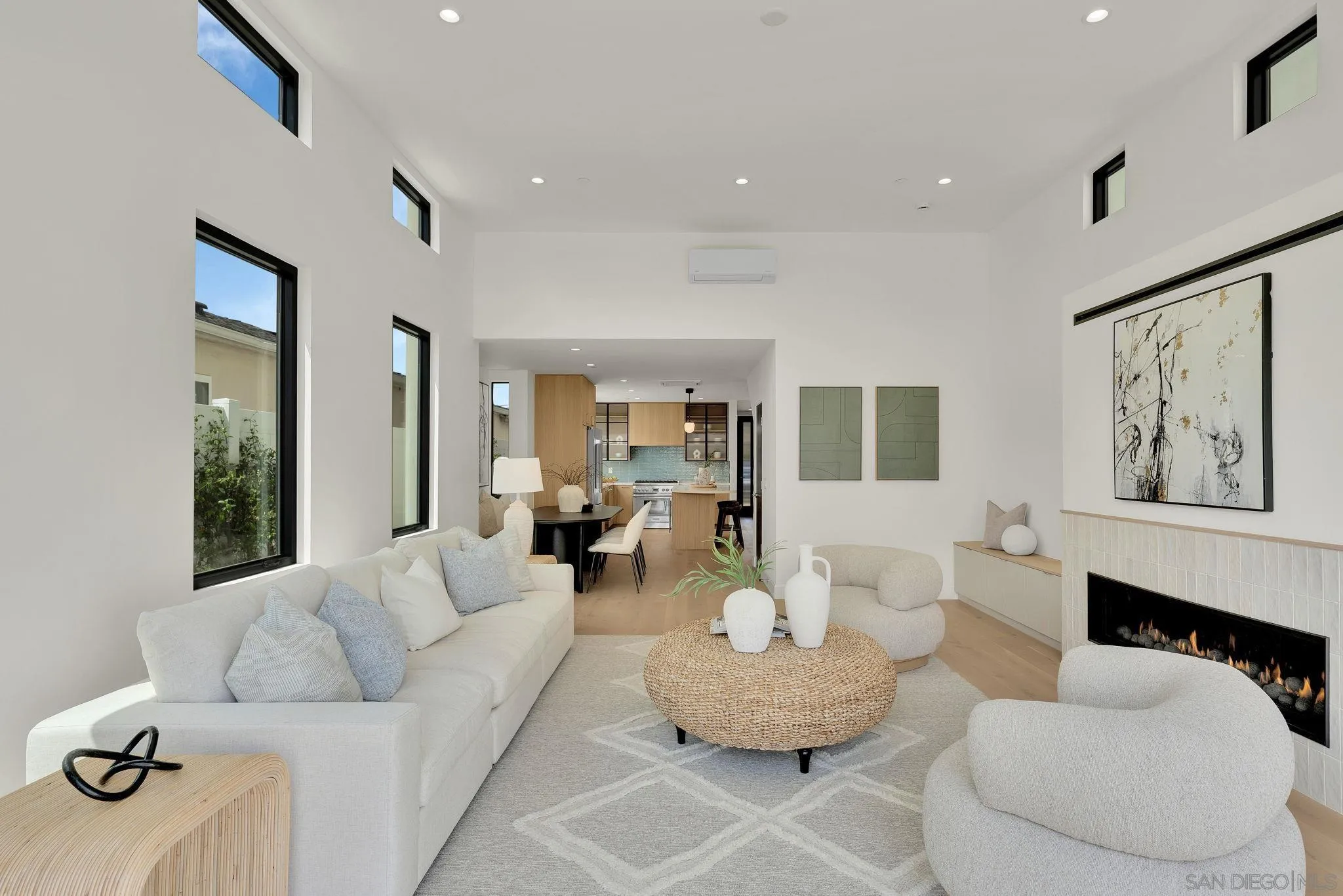 https://cdn.realtyfeed.com/cdn/127/260008654/579ce1e6e0025d17c3e257e8c6aef2ba.webp