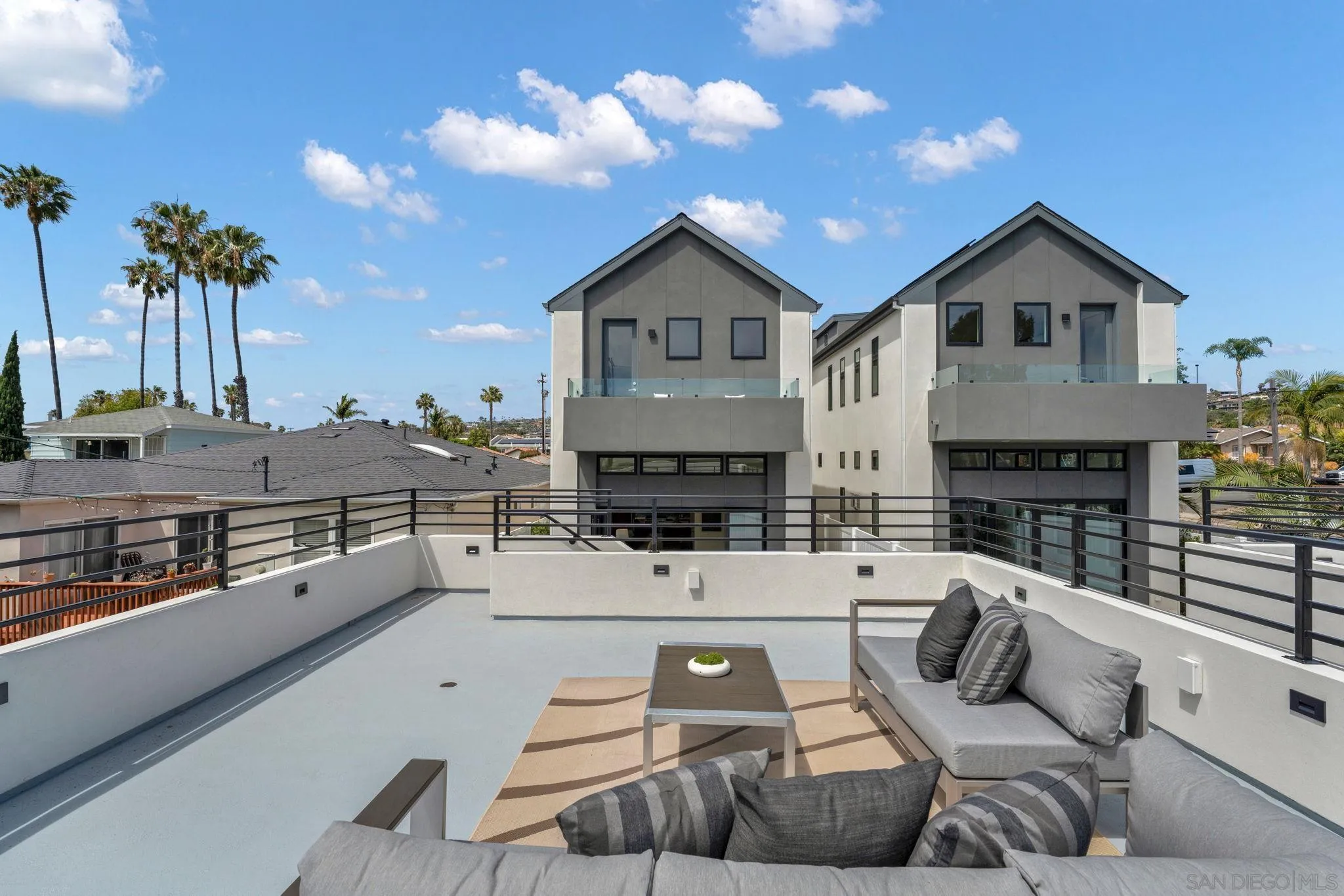 https://cdn.realtyfeed.com/cdn/127/260008654/bc4b4d23c0eb2056761c723f5de27ec9.webp