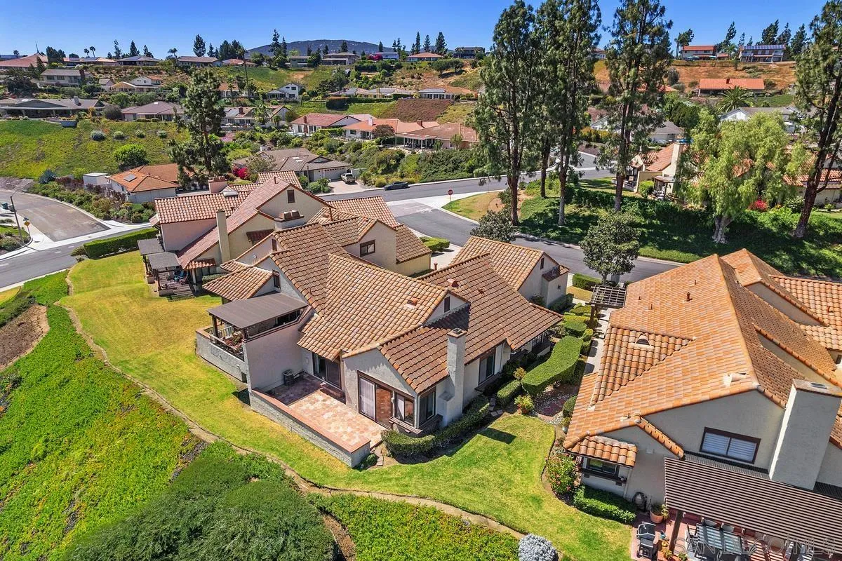 Photo #7: 260008658 Listing: Photo #7