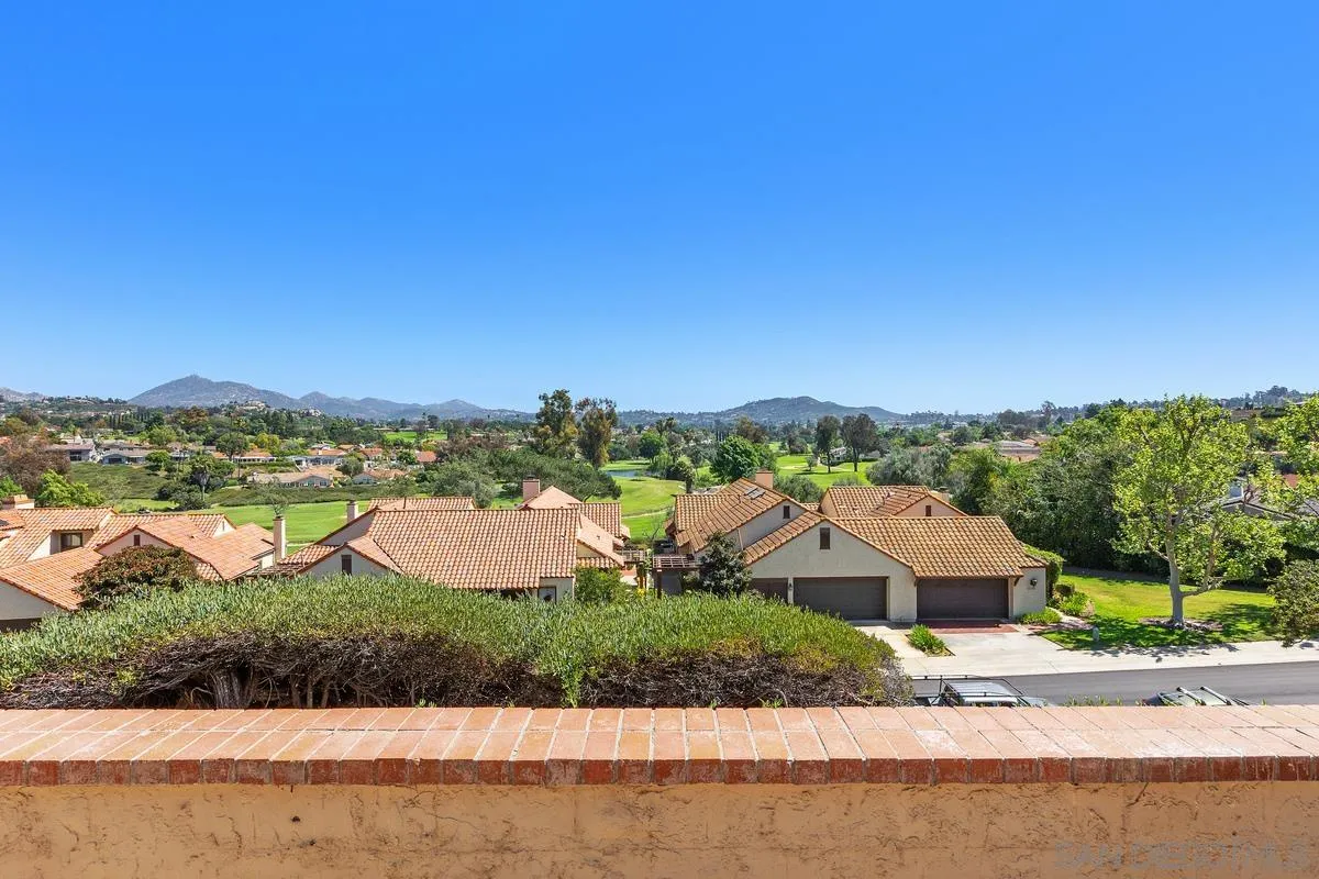 Photo #11: 260008658 Listing: Photo #11