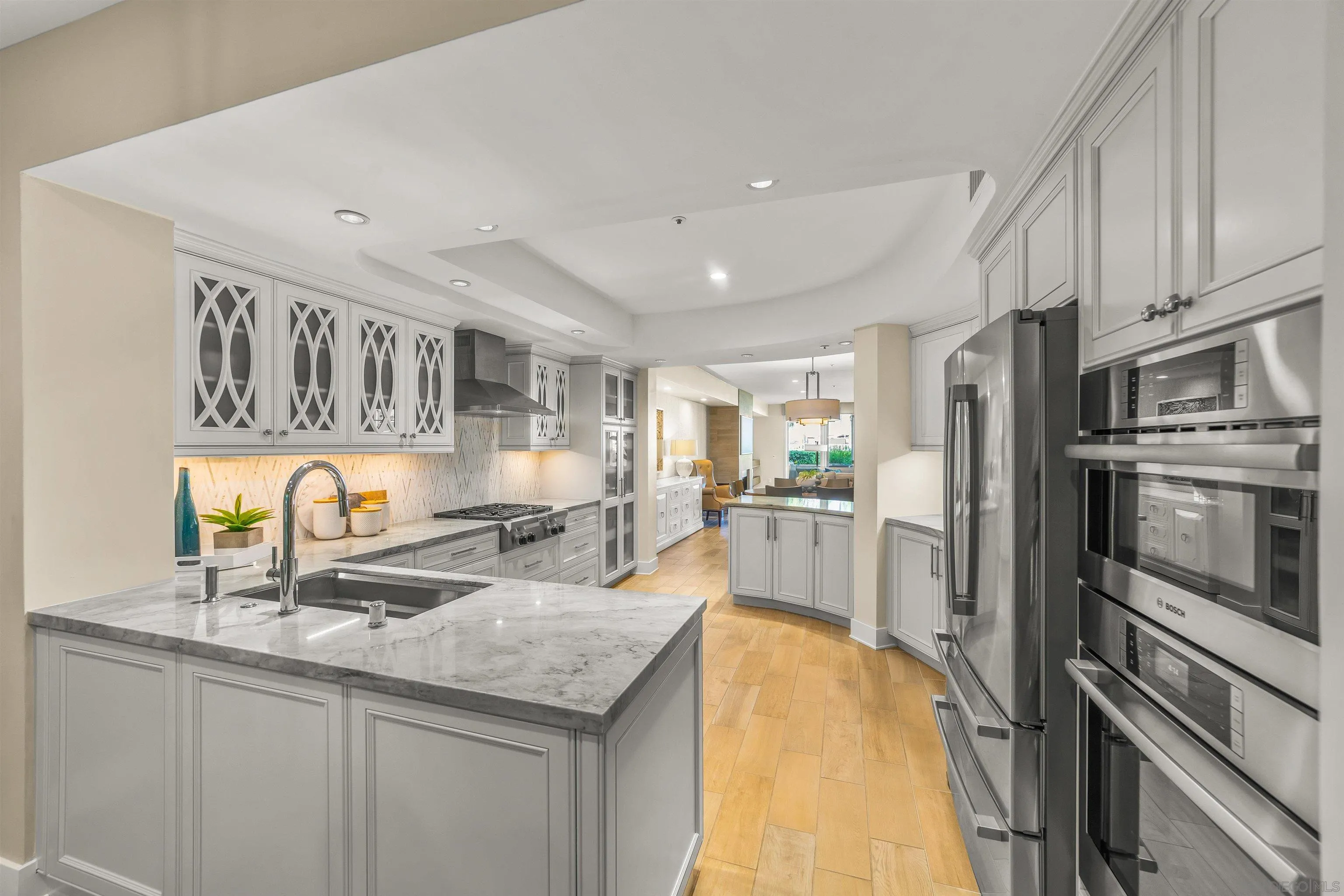 Photo #14: 260008660 Listing: Photo #14