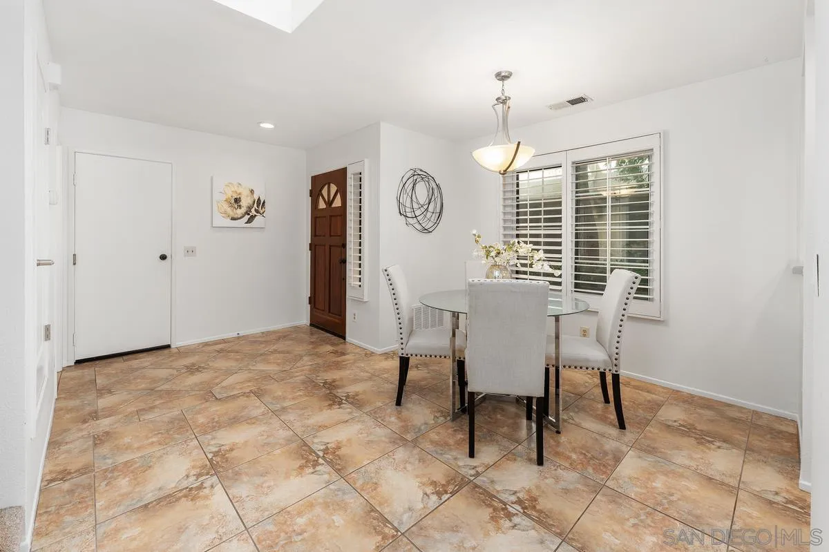 Photo #6: 260008662 Listing: Photo #6