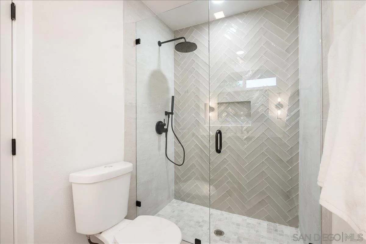 https://cdn.realtyfeed.com/cdn/127/260008664/d12c1683d0d0628cafb92807221c60c7.webp
