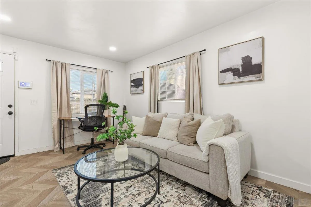 https://cdn.realtyfeed.com/cdn/127/260008665/31a444308161650d38412fe24ca2ab9e.webp