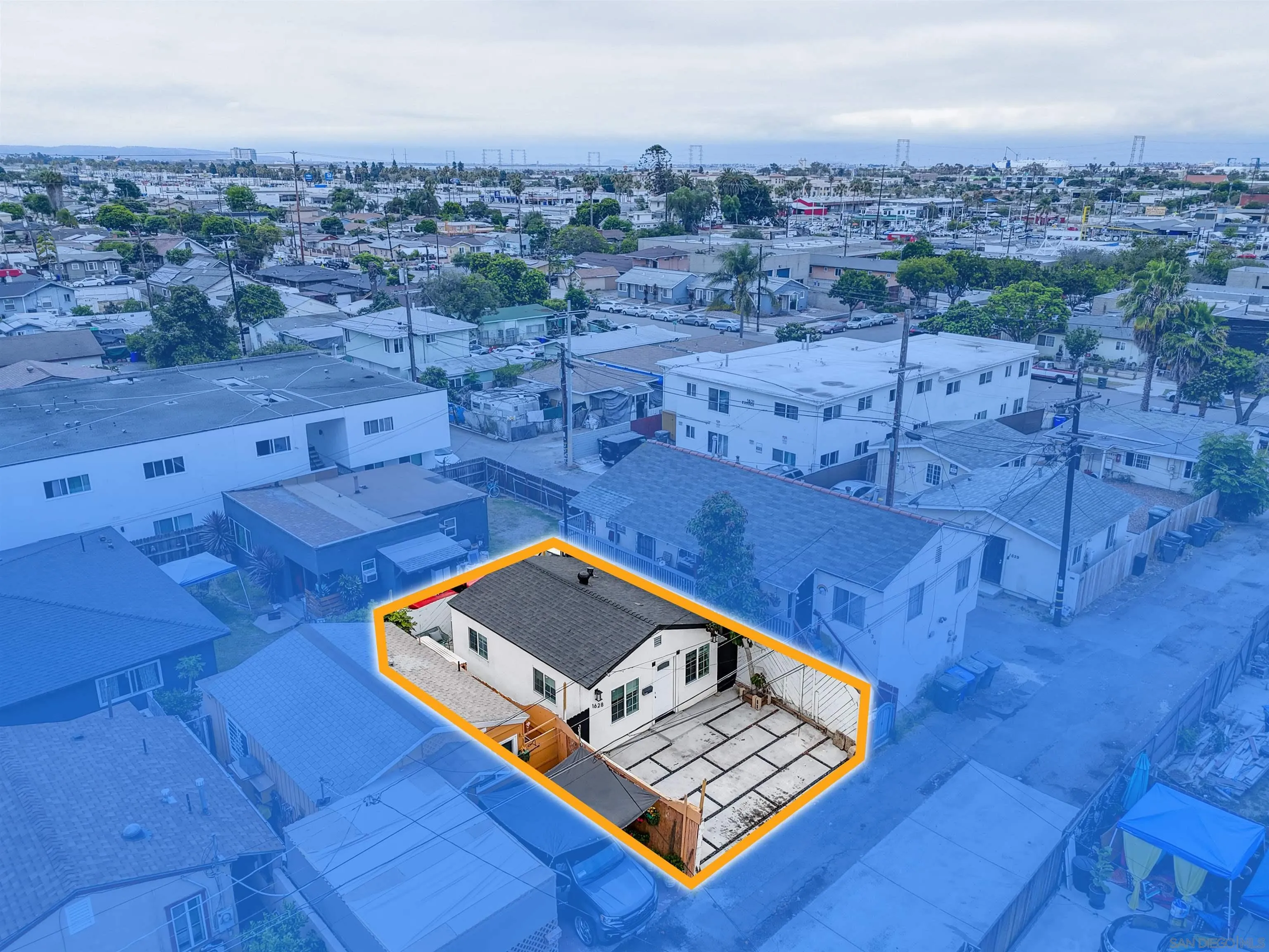 https://cdn.realtyfeed.com/cdn/127/260008665/9f78ff37e38f1165a0e45665e61ebd55.webp