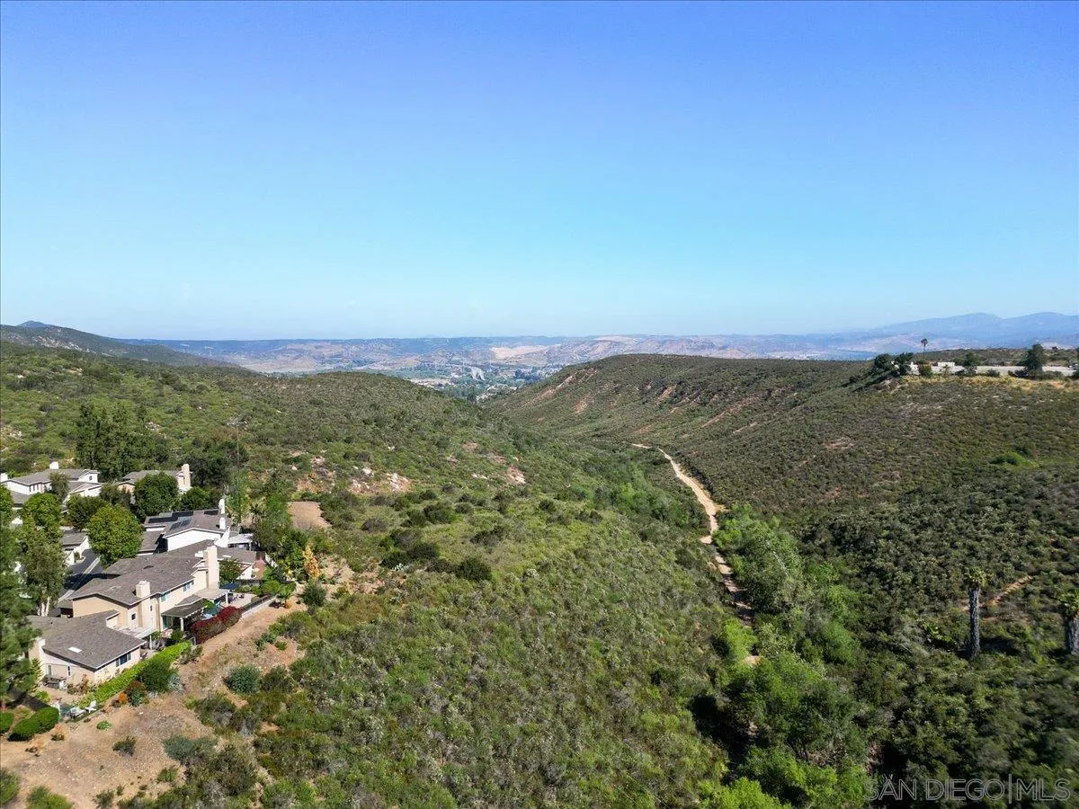 Photo #23: 260008671 Listing: Photo #23