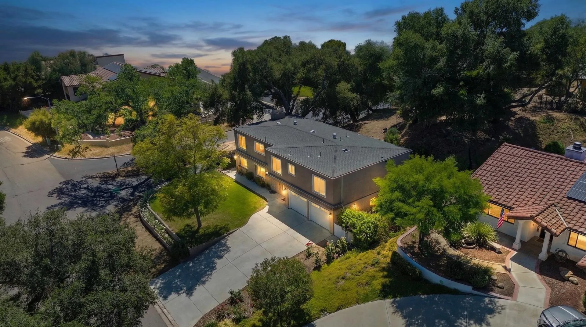 https://cdn.realtyfeed.com/cdn/127/260008689/1cf680acd9a8c0dcd25e04278378df08.webp