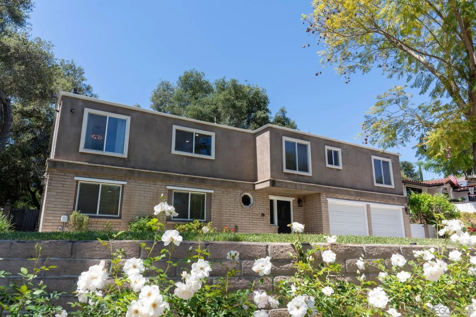 https://cdn.realtyfeed.com/cdn/127/260008689/431204cb5ad05004eb19a2f66726479e.webp