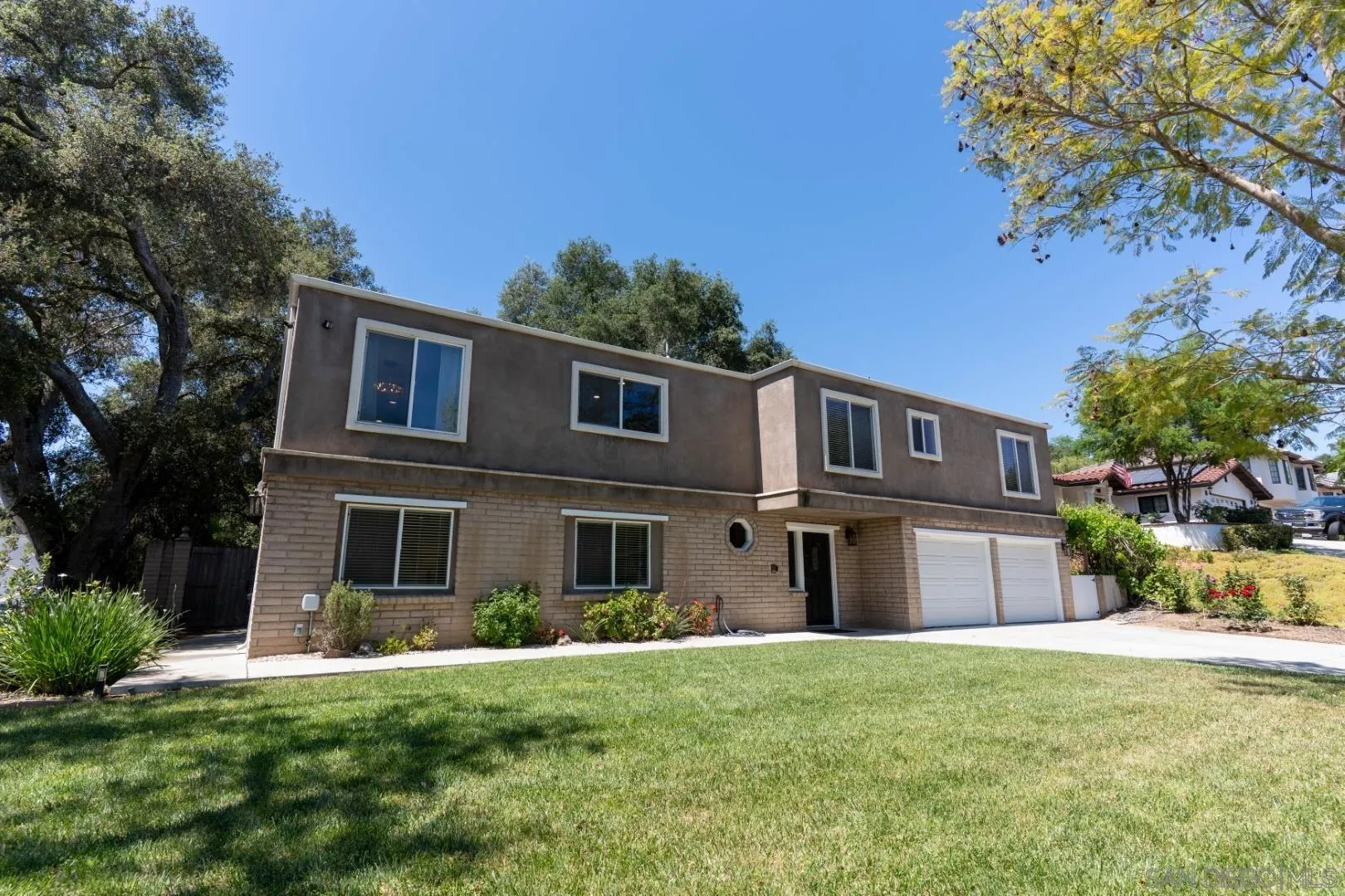 https://cdn.realtyfeed.com/cdn/127/260008689/a92a925f72ae47865d28b8c41fc94dd6.webp
