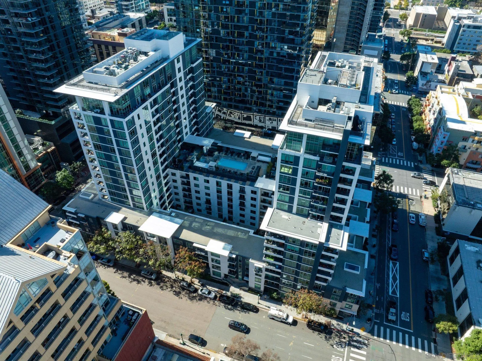 https://cdn.realtyfeed.com/cdn/127/260008690/367a70cb12ff0f1eaa0bd32d17a592ce.webp