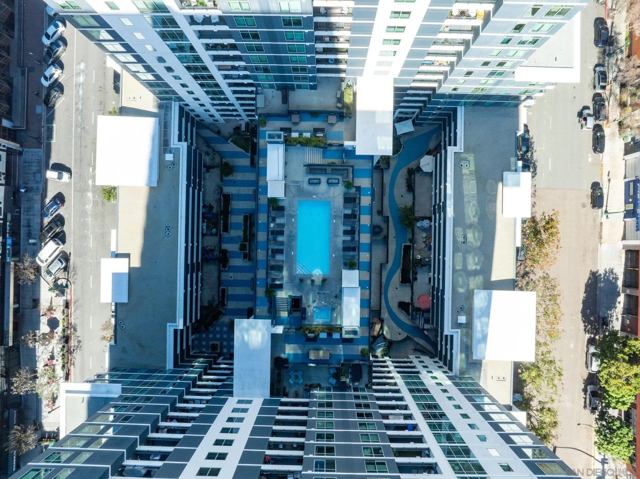 https://cdn.realtyfeed.com/cdn/127/260008690/a3df934762375418941ffc8941d45366.webp