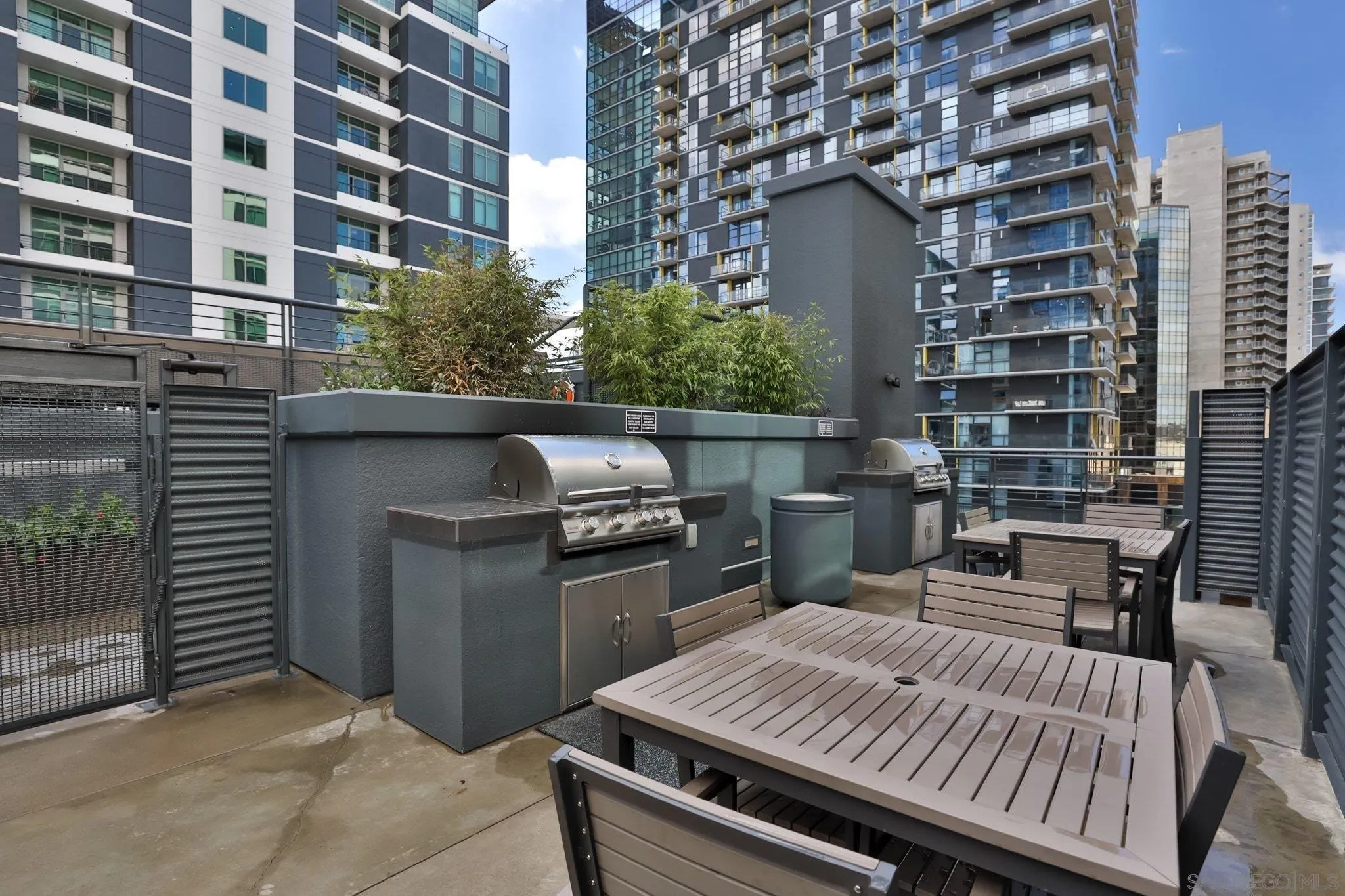 https://cdn.realtyfeed.com/cdn/127/260008690/ab2f1cdea155a1126faa6e599c399b72.webp