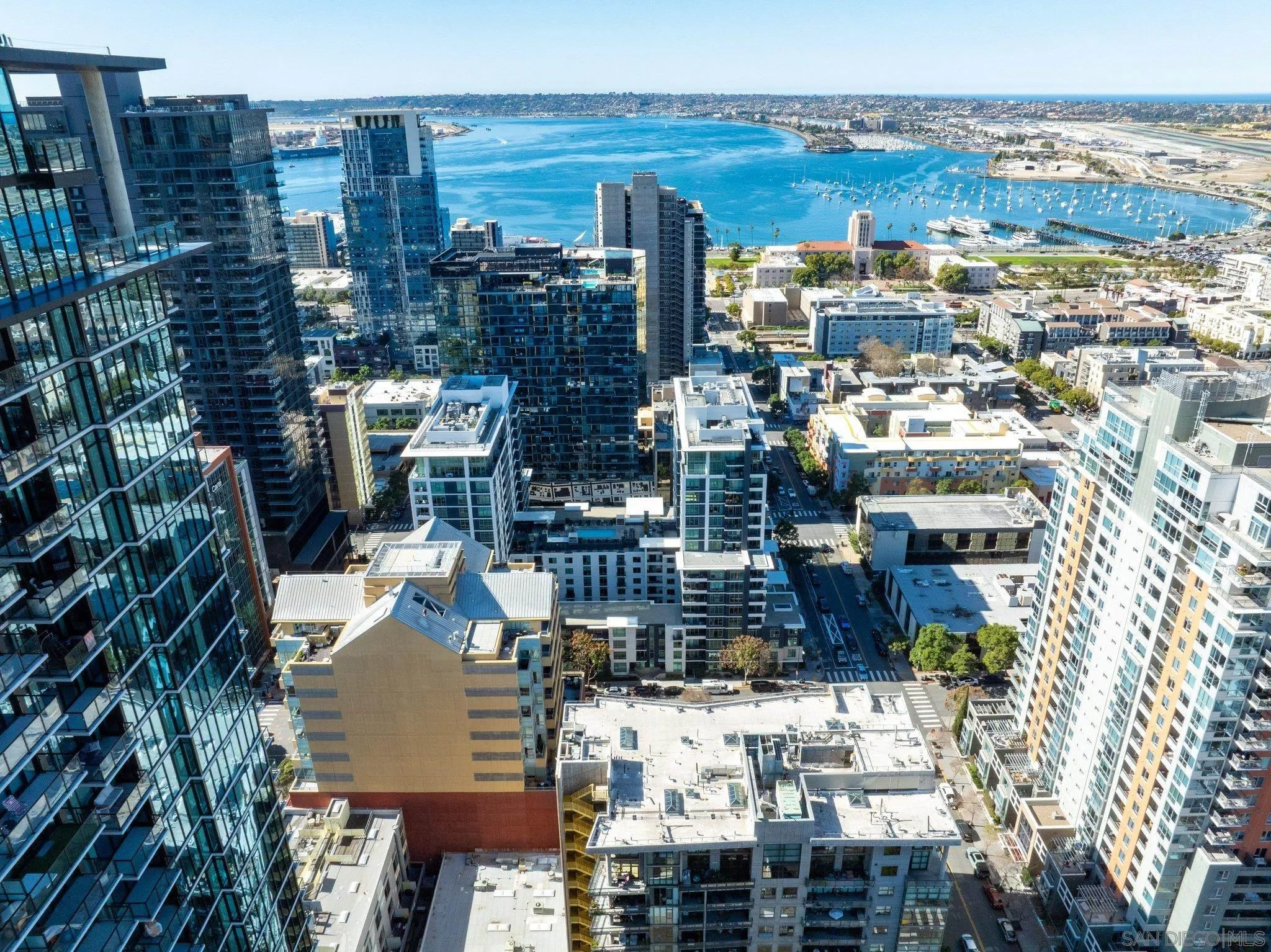 https://cdn.realtyfeed.com/cdn/127/260008690/d327a74be2112d33c0a7a0cd5dc502a0.webp