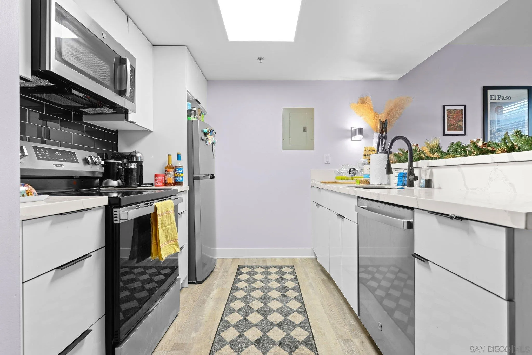 https://cdn.realtyfeed.com/cdn/127/260008690/fd5e62912db79ccc01b8509af4fc33d3.webp