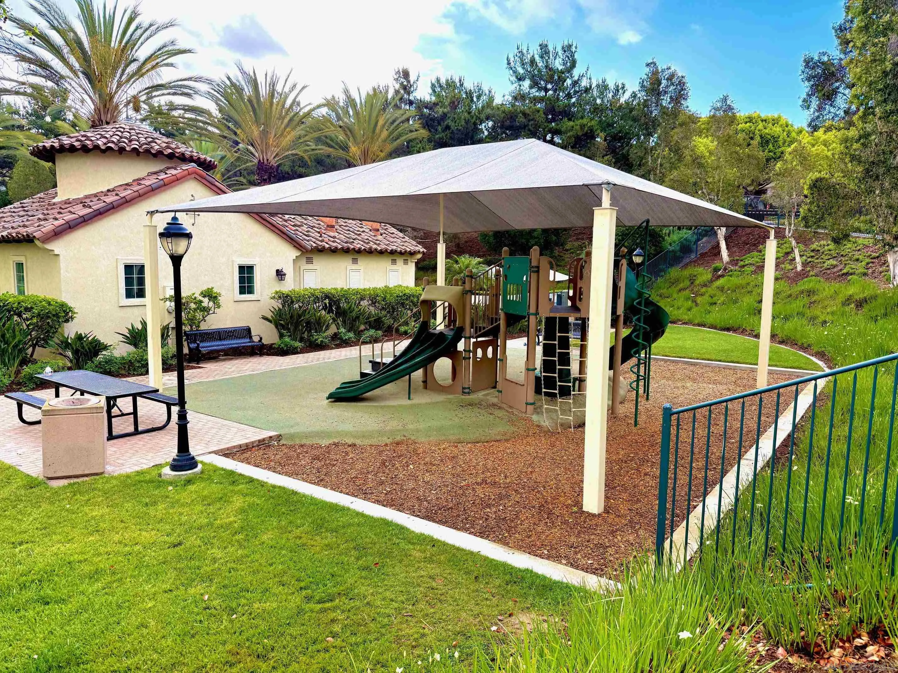 https://cdn.realtyfeed.com/cdn/127/260008697/96c6f6e51d73b172f918969d6250ce5b.webp