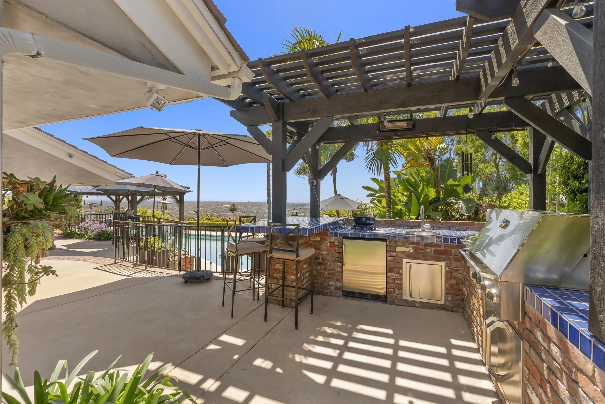 6525 Crystalaire, San Diego, CA, 92120