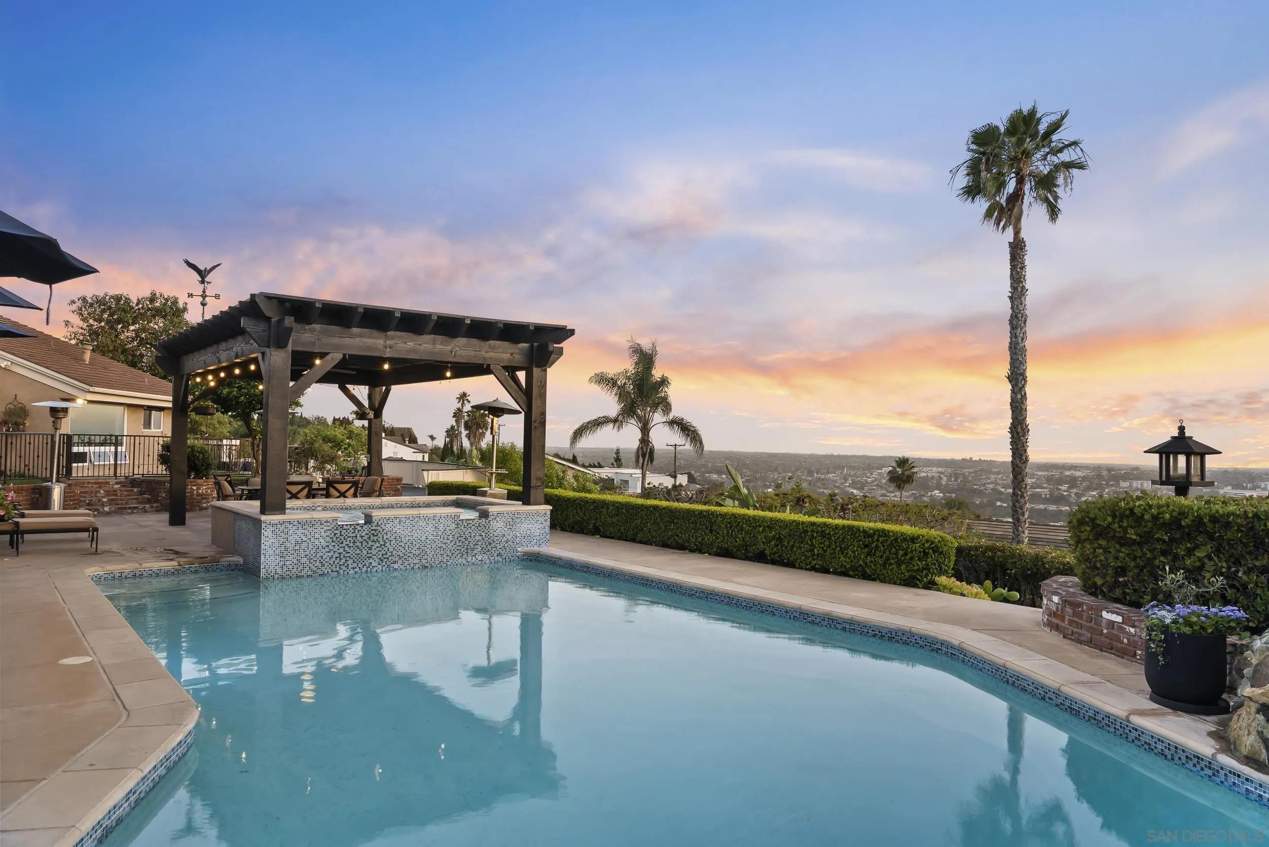 6525 Crystalaire, San Diego, CA, 92120