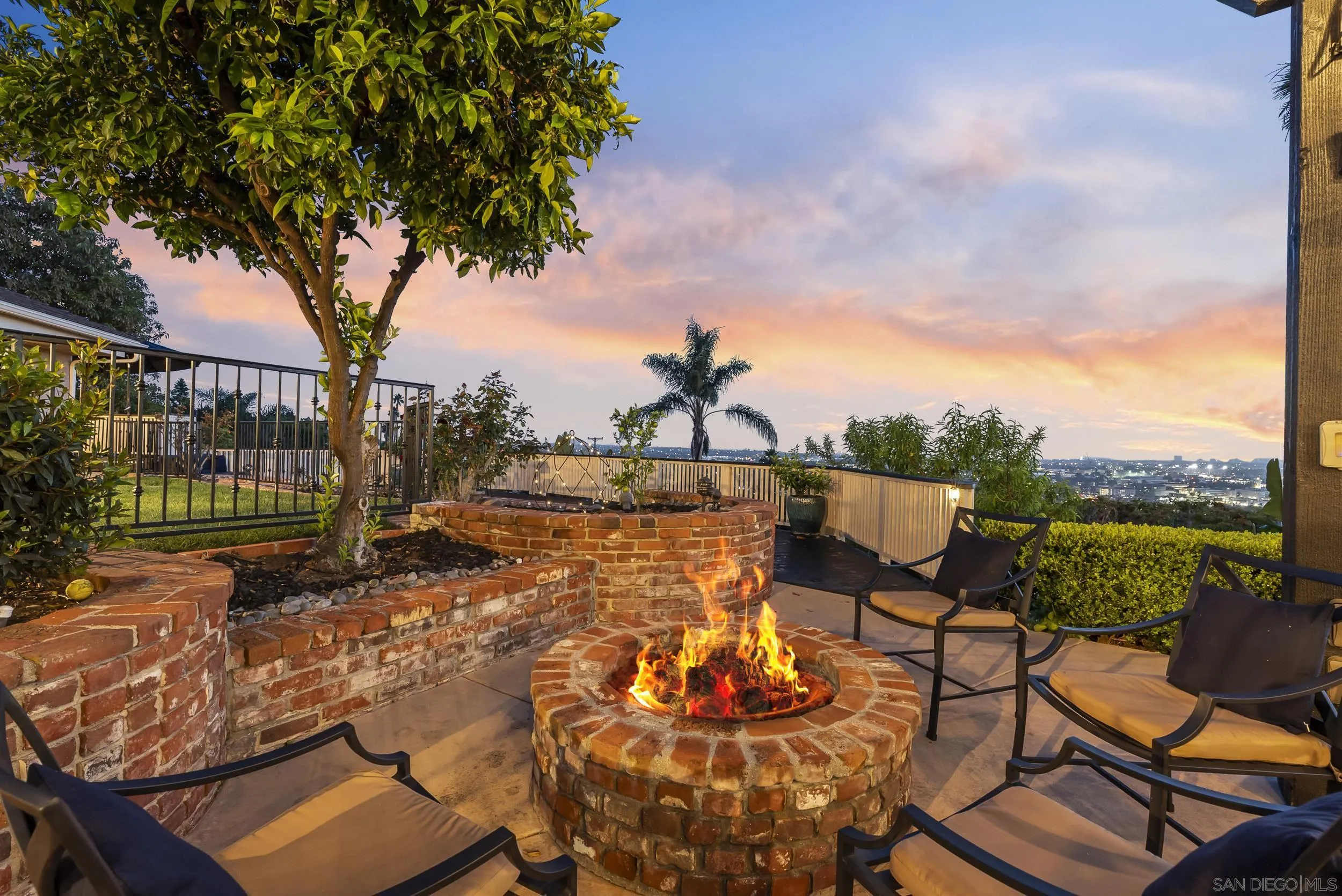 6525 Crystalaire, San Diego, CA, 92120