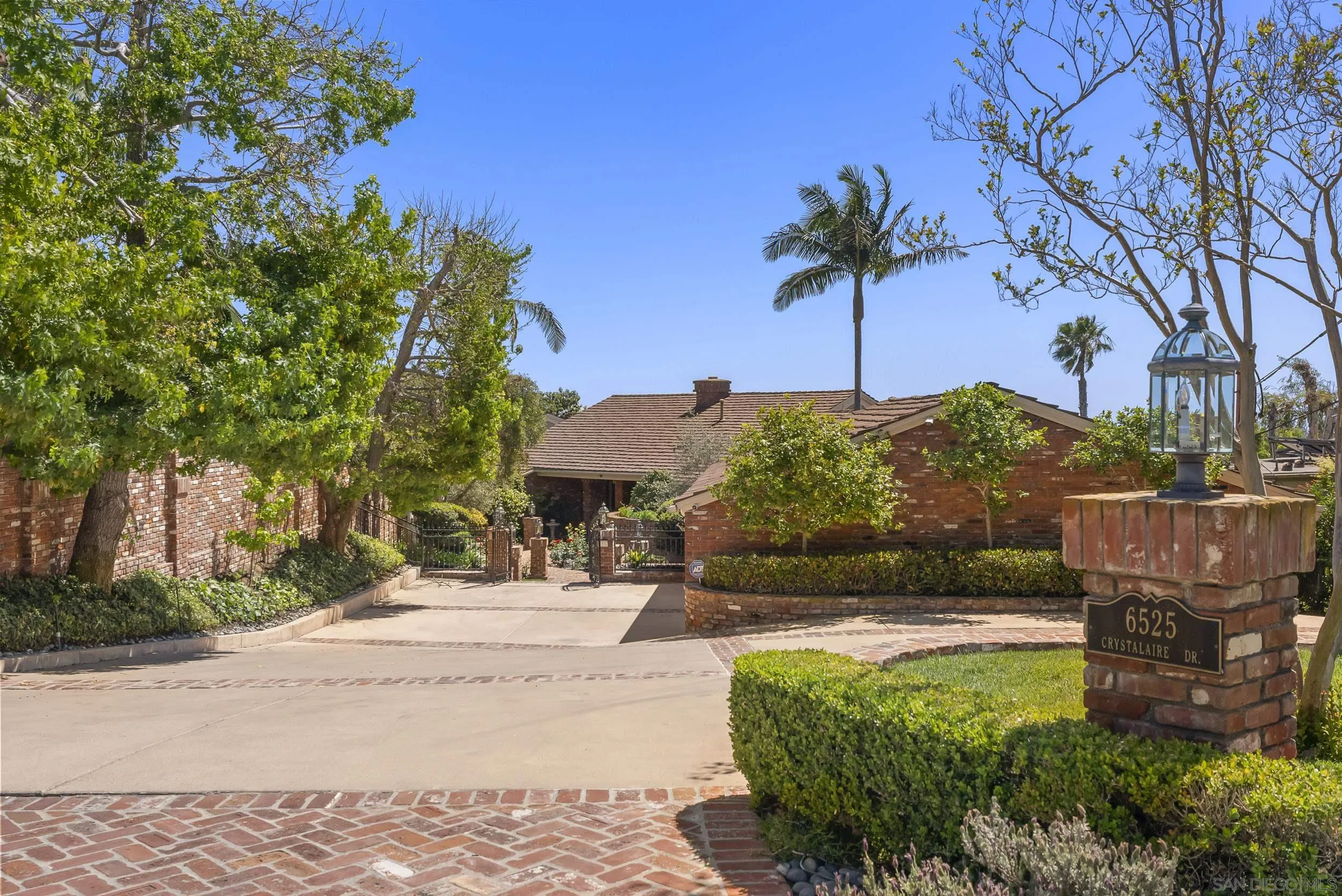 6525 Crystalaire, San Diego, CA, 92120