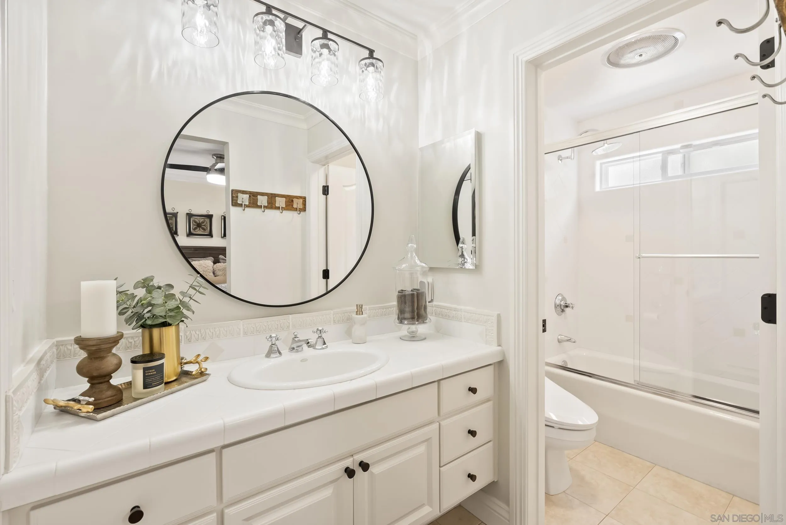 6525 Crystalaire, San Diego, CA, 92120