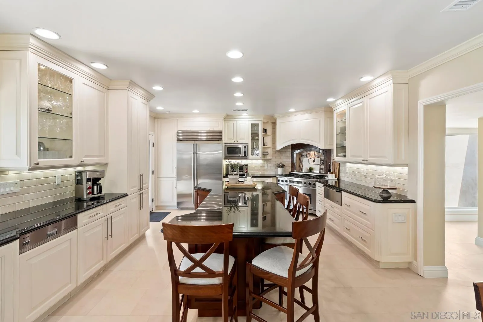 6525 Crystalaire, San Diego, CA, 92120