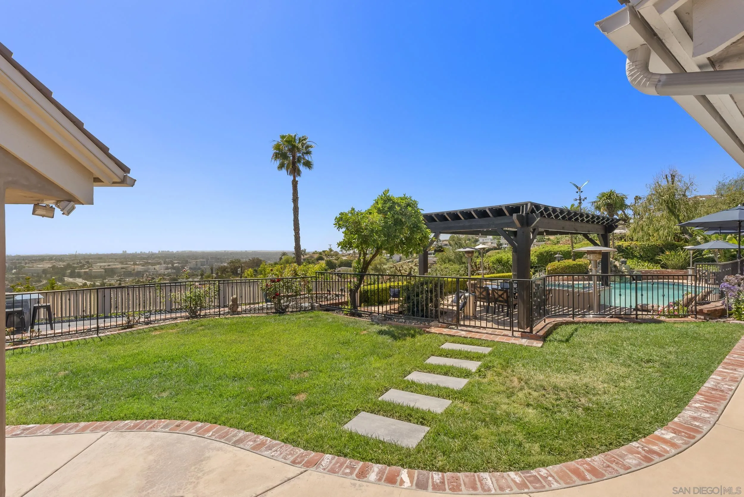 6525 Crystalaire, San Diego, CA, 92120