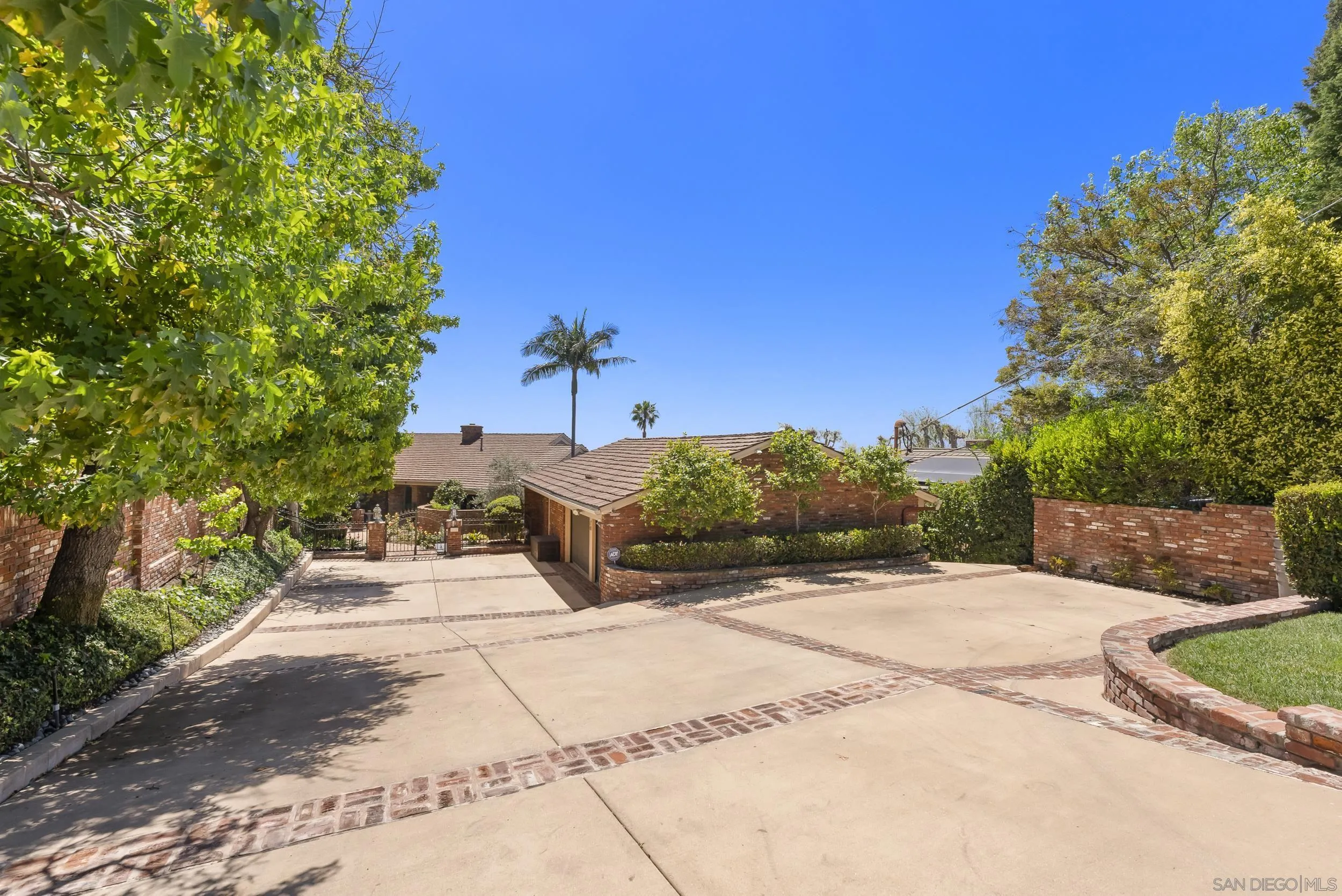 6525 Crystalaire, San Diego, CA, 92120