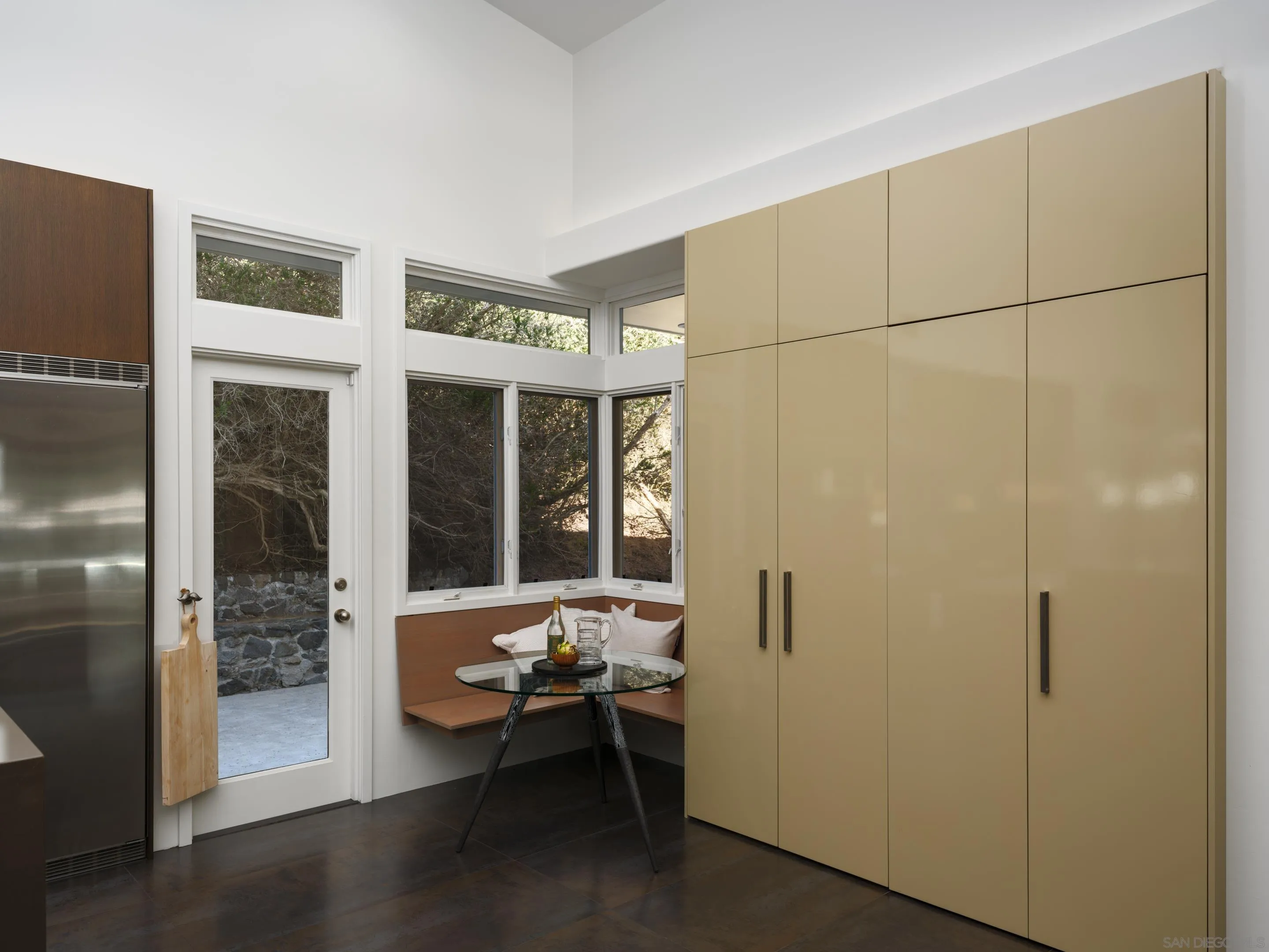 https://cdn.realtyfeed.com/cdn/127/260008707/29cd8236dd64dcb266c307a1007b9c36.webp