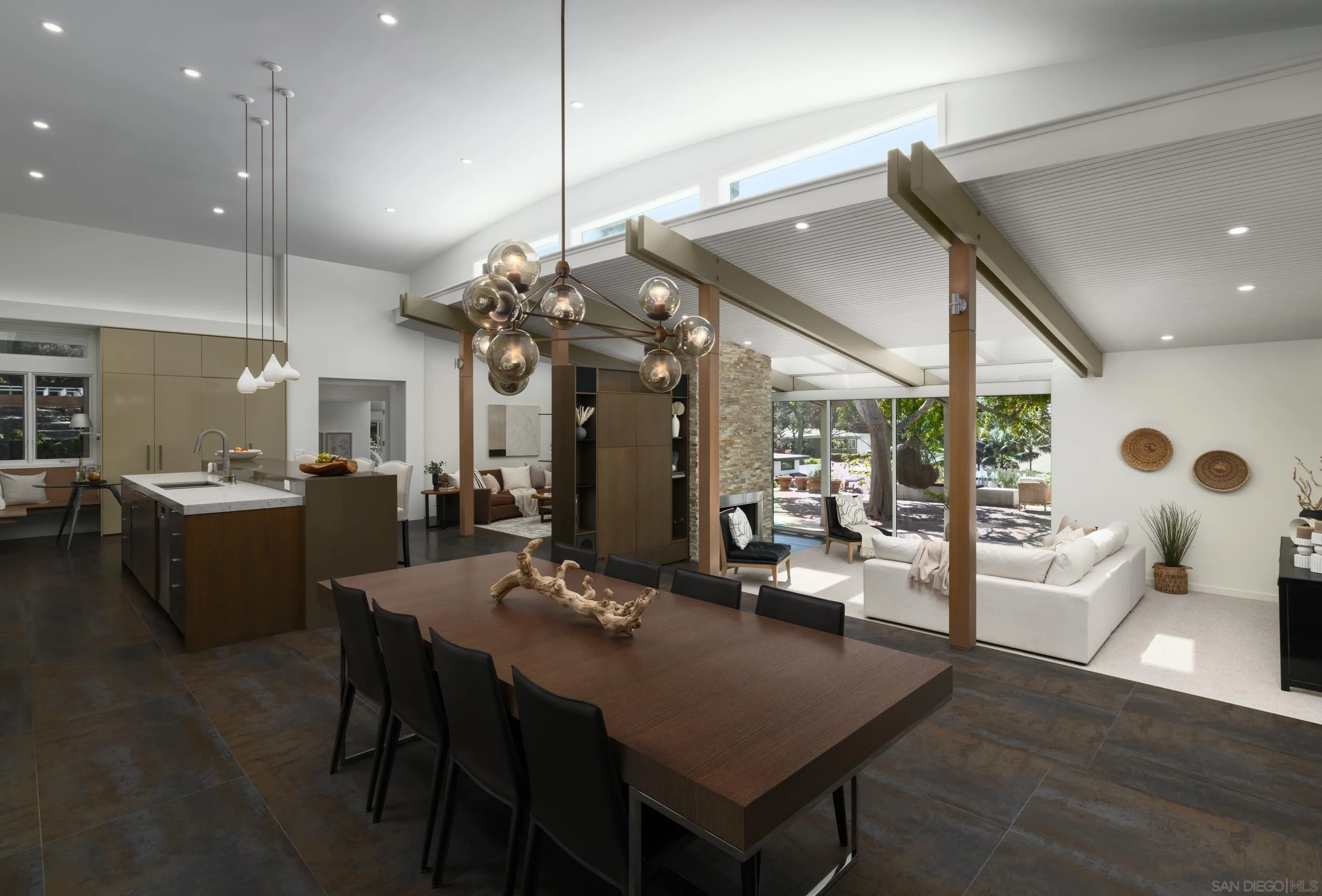https://cdn.realtyfeed.com/cdn/127/260008707/481f59aee09875511484c83ae5d0acac.webp