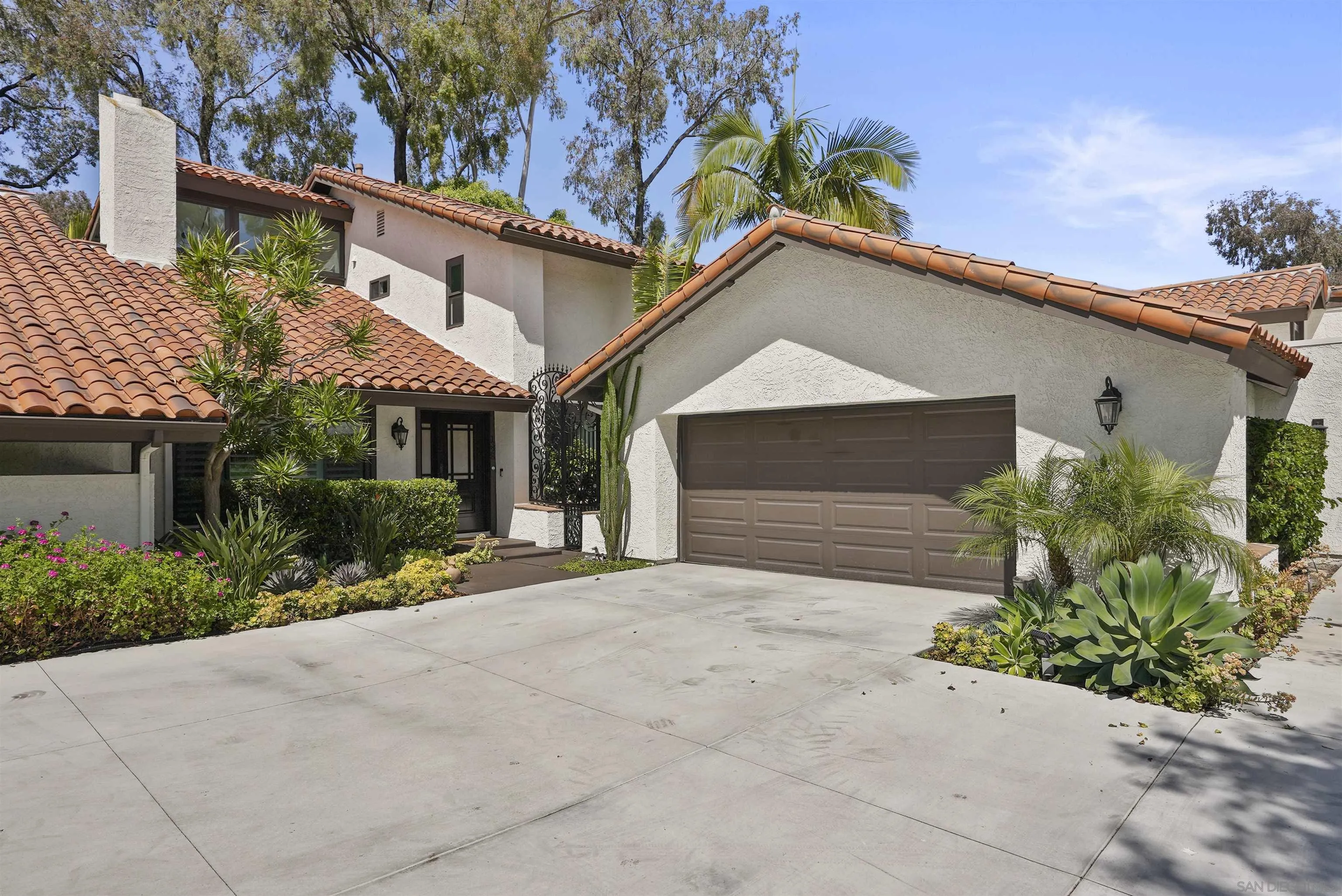 https://cdn.realtyfeed.com/cdn/127/260008710/5f976473d85f093f6fc7c7f1a518eba9.webp